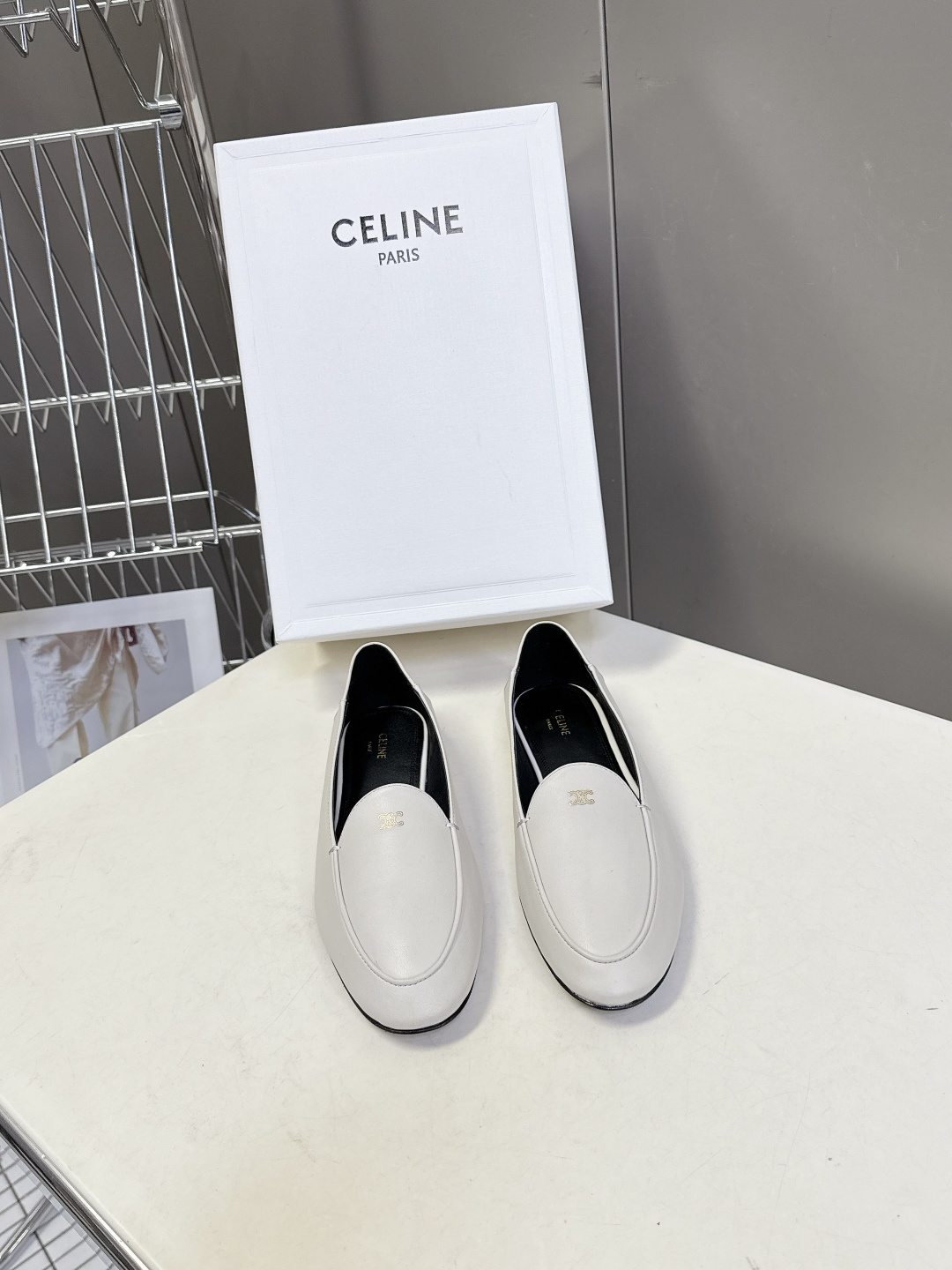 CELINE思琳2026春夏最新款乐福鞋超多明星网红种草 今年超火的乐福鞋 简简单单的老钱风穿搭 妥妥大