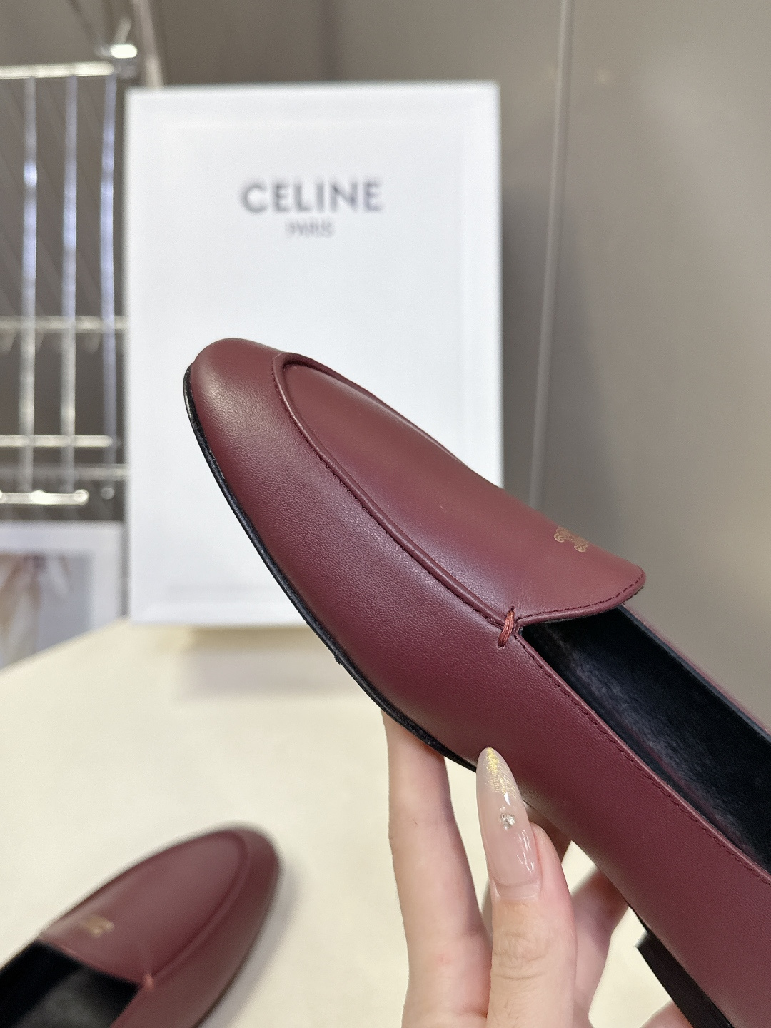 CELINE思琳2026春夏最新款乐福鞋超多明星网红种草 今年超火的乐福鞋 简简单单的老钱风穿搭 妥妥大