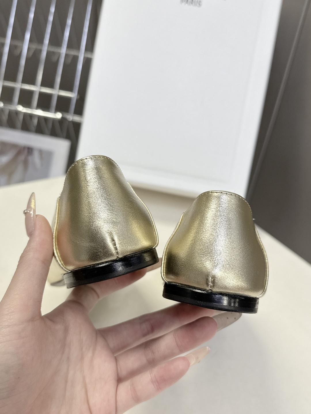 CELINE思琳2026春夏最新款乐福鞋超多明星网红种草 今年超火的乐福鞋 简简单单的老钱风穿搭 妥妥大