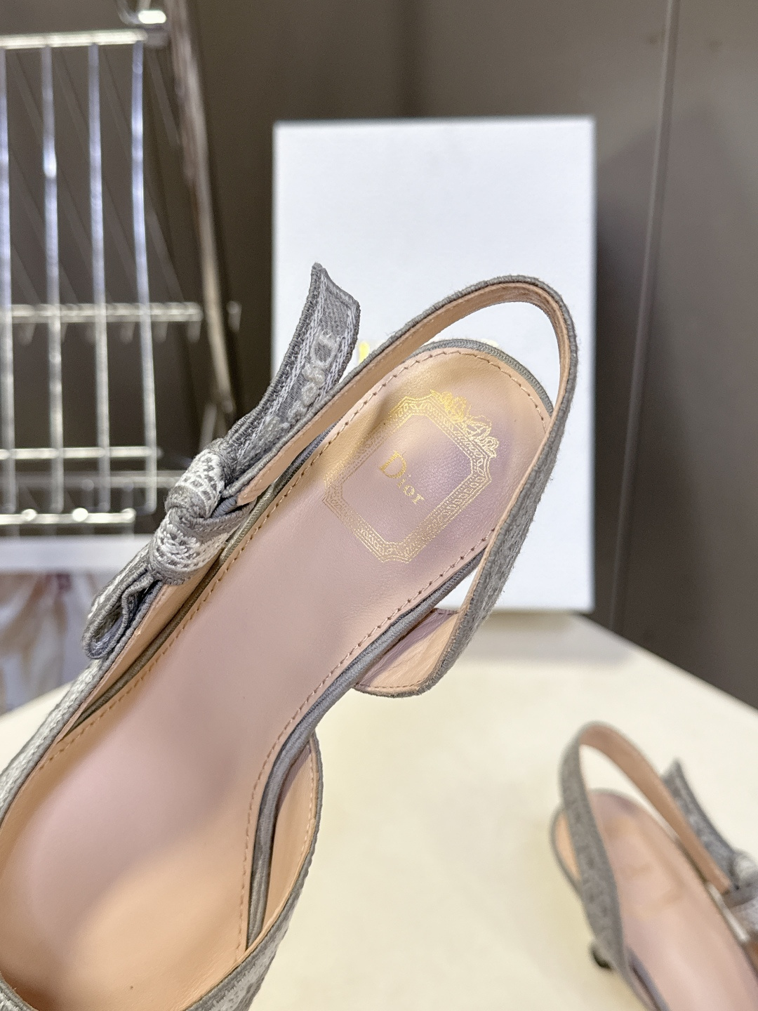 dior迪奥2026春夏最新走秀款粗跟时装鞋 超多明星时尚博主种草 每个女孩鞋柜都必须有一双D家时装鞋 