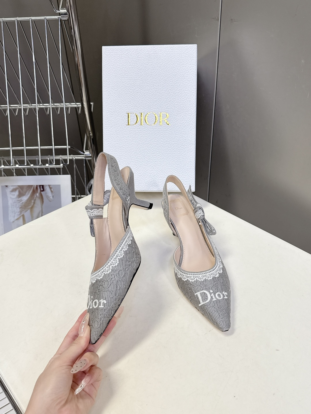 dior迪奥2026春夏最新走秀款粗跟时装鞋 超多明星时尚博主种草 每个女孩鞋柜都必须有一双D家时装鞋 