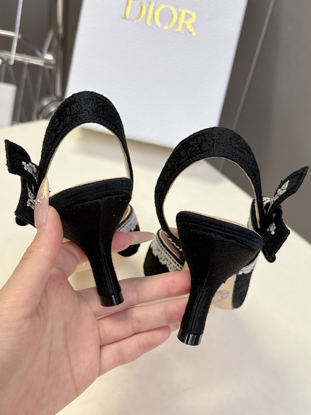 dior迪奥2026春夏最新走秀款粗跟时装鞋 超多明星时尚博主种草 每个女孩鞋柜都必须有一双D家时装鞋 
