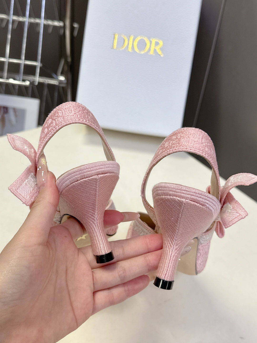 dior迪奥2026春夏最新走秀款粗跟时装鞋 超多明星时尚博主种草 每个女孩鞋柜都必须有一双D家时装鞋 