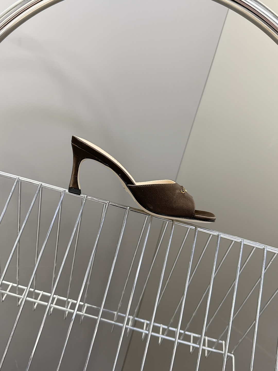 dior迪奥2026春夏最新走秀款粗跟时装鞋 超多明星时尚博主种草 每个女孩鞋柜都必须有一双D家时装鞋 