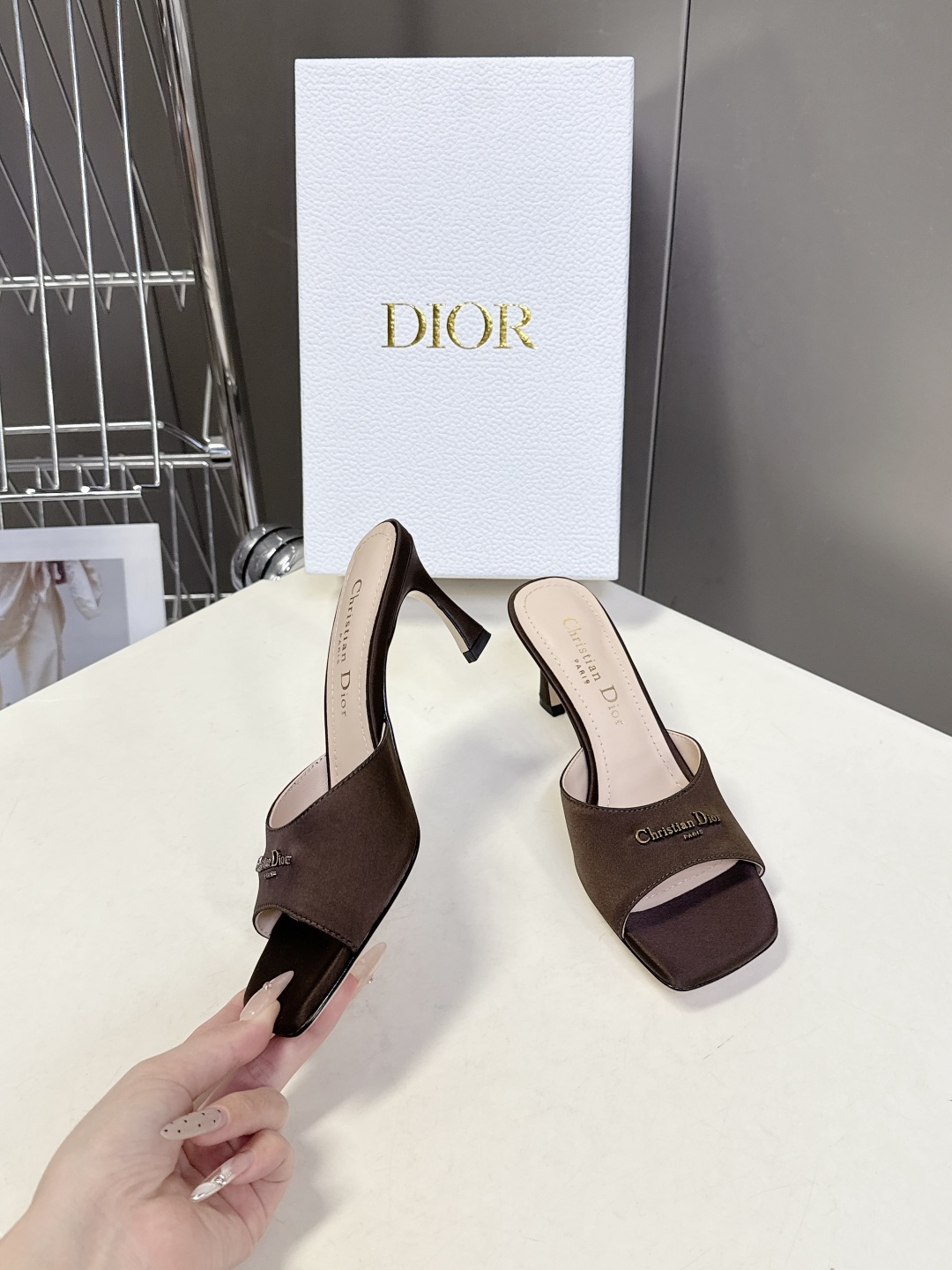 dior迪奥2026春夏最新走秀款粗跟时装鞋 超多明星时尚博主种草 每个女孩鞋柜都必须有一双D家时装鞋 