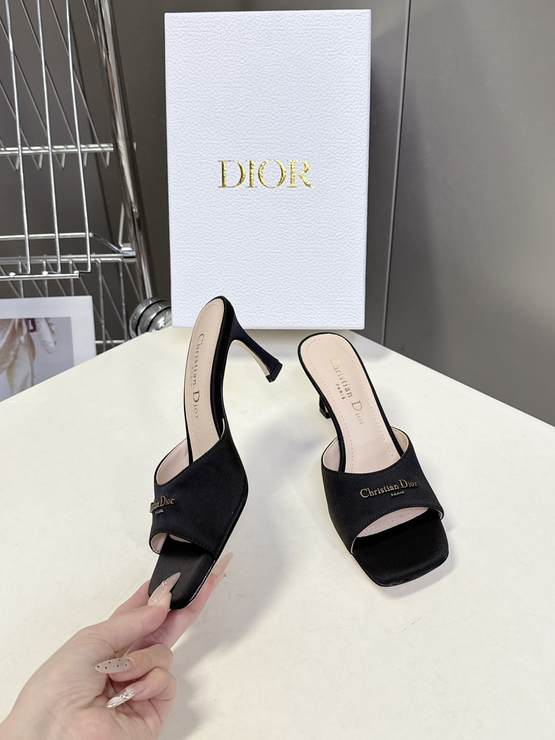 dior迪奥2026春夏最新走秀款粗跟时装鞋 超多明星时尚博主种草 每个女孩鞋柜都必须有一双D家时装鞋 