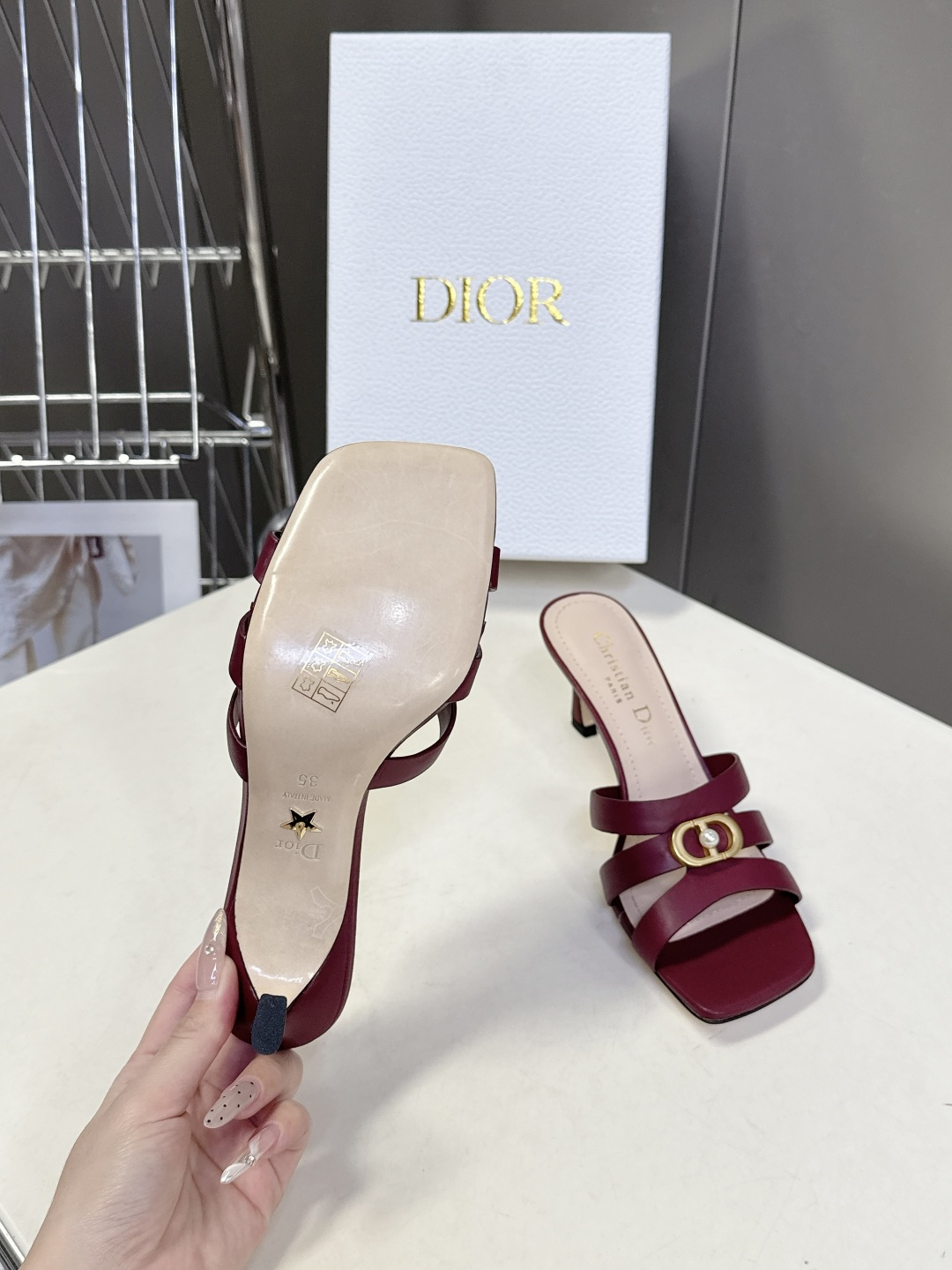 dior迪奥2026春夏最新走秀款粗跟时装鞋 超多明星时尚博主种草 每个女孩鞋柜都必须有一双D家时装鞋 