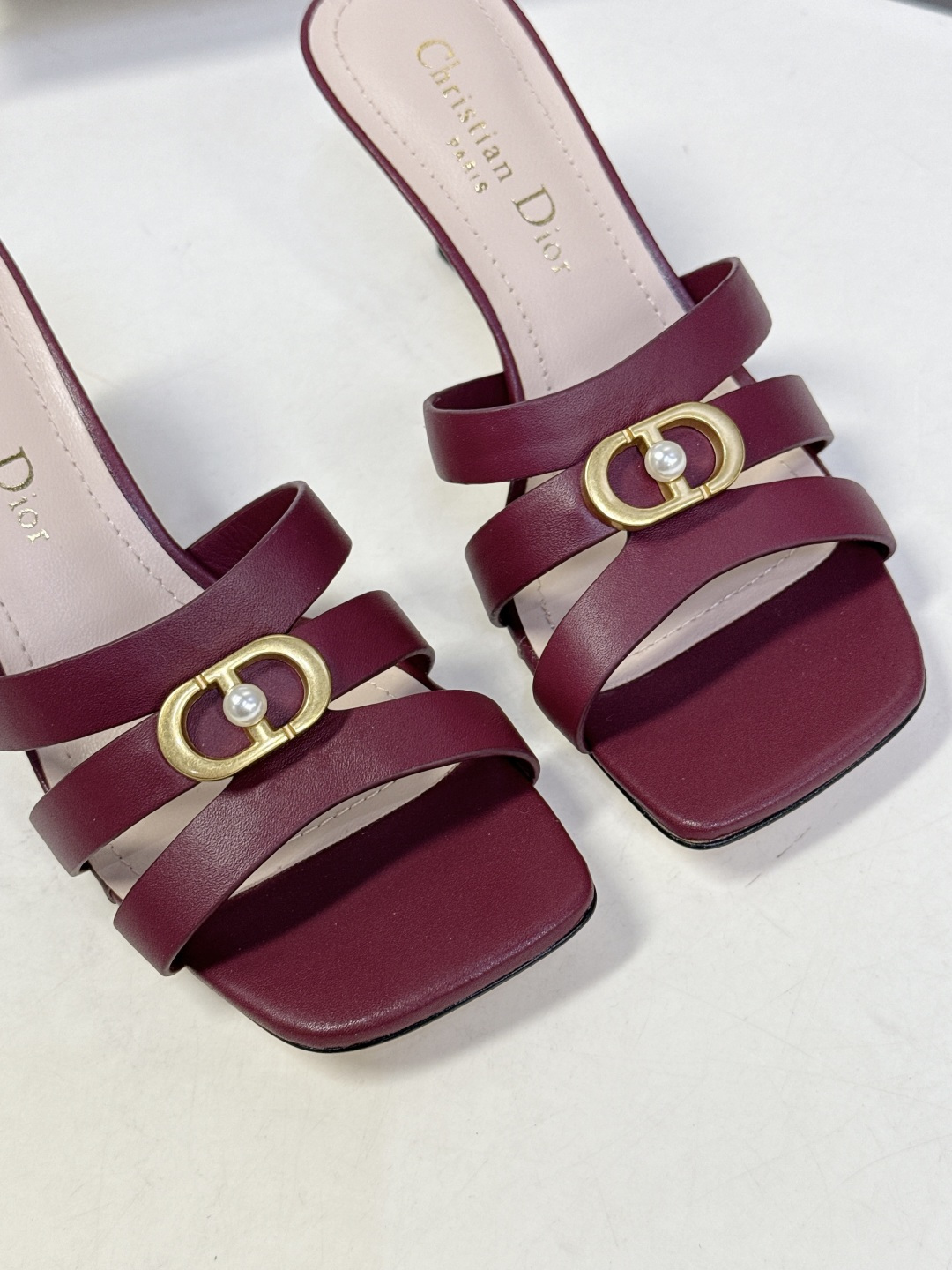 dior迪奥2026春夏最新走秀款粗跟时装鞋 超多明星时尚博主种草 每个女孩鞋柜都必须有一双D家时装鞋 