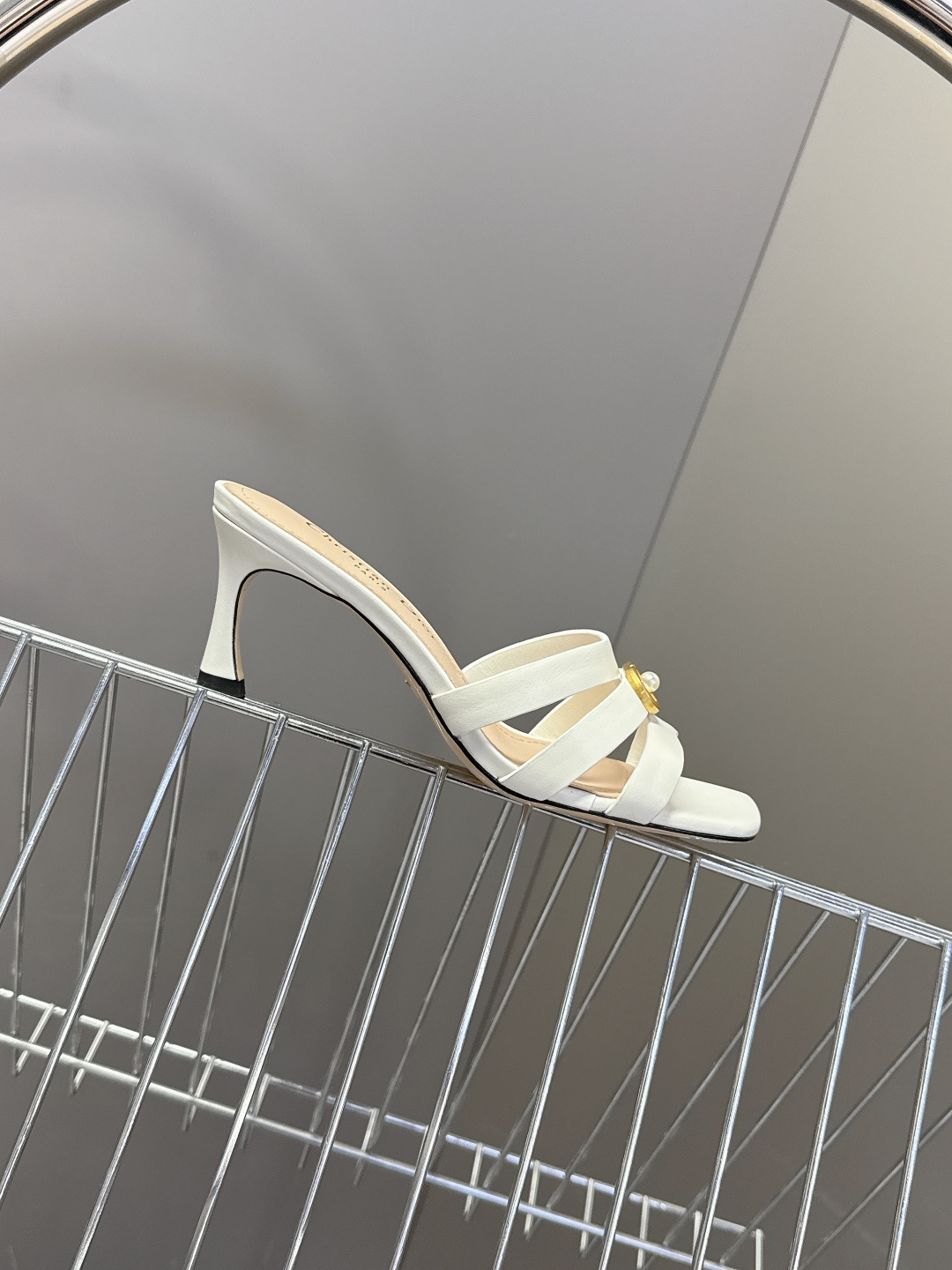 dior迪奥2026春夏最新走秀款粗跟时装鞋 超多明星时尚博主种草 每个女孩鞋柜都必须有一双D家时装鞋 