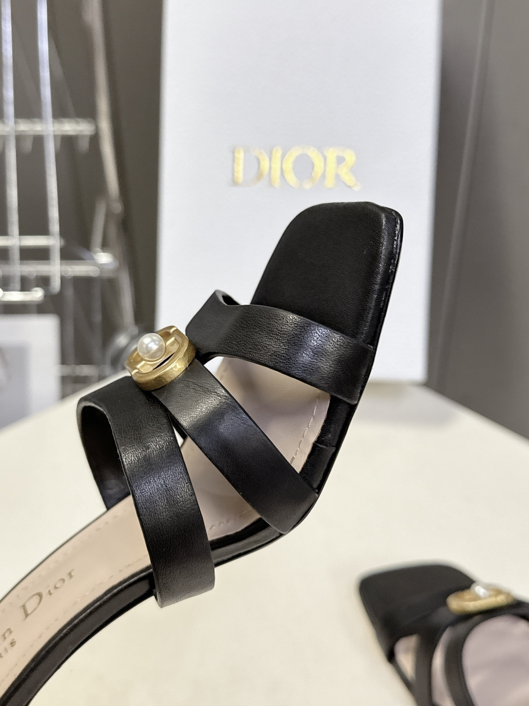 dior迪奥2026春夏最新走秀款粗跟时装鞋 超多明星时尚博主种草 每个女孩鞋柜都必须有一双D家时装鞋 