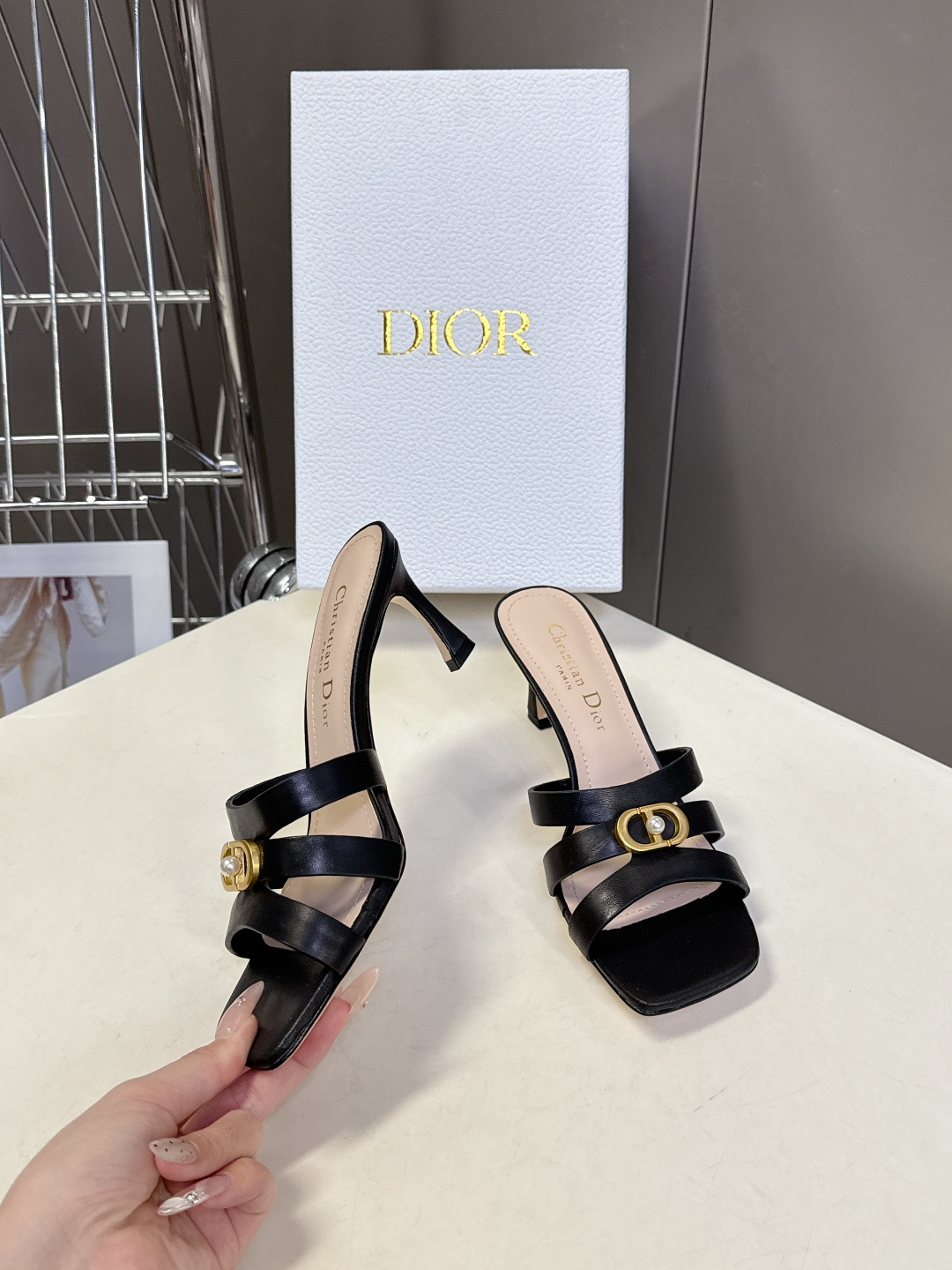 dior迪奥2026春夏最新走秀款粗跟时装鞋 超多明星时尚博主种草 每个女孩鞋柜都必须有一双D家时装鞋 