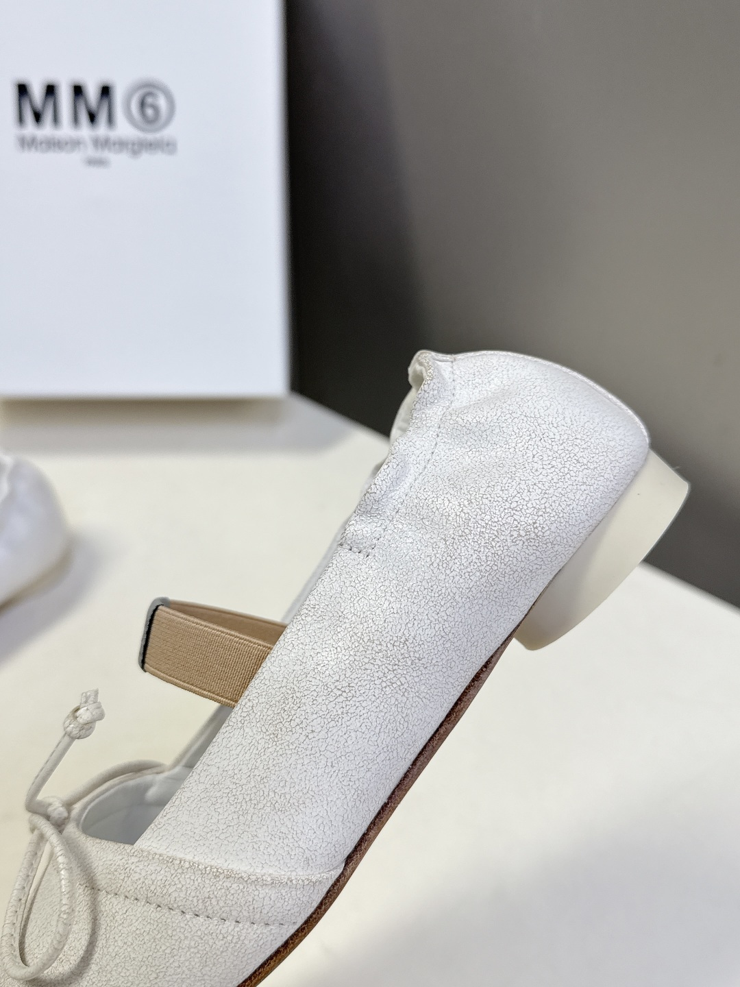 MM6马吉拉方头蝴蝶结芭蕾舞玛丽珍跳舞鞋 超多明星网红种草 MM6 Maison Margiela方头芭