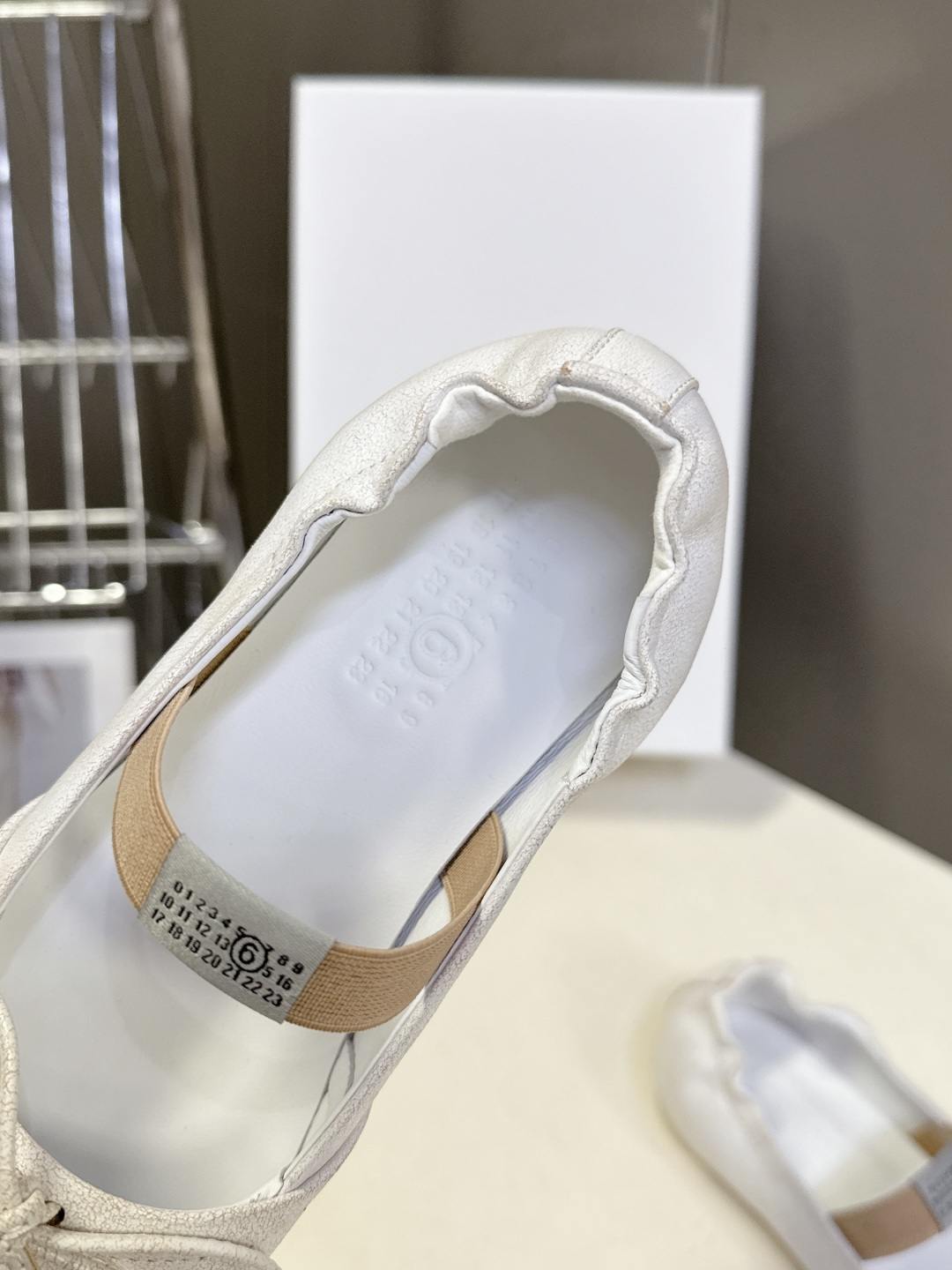 MM6马吉拉方头蝴蝶结芭蕾舞玛丽珍跳舞鞋 超多明星网红种草 MM6 Maison Margiela方头芭