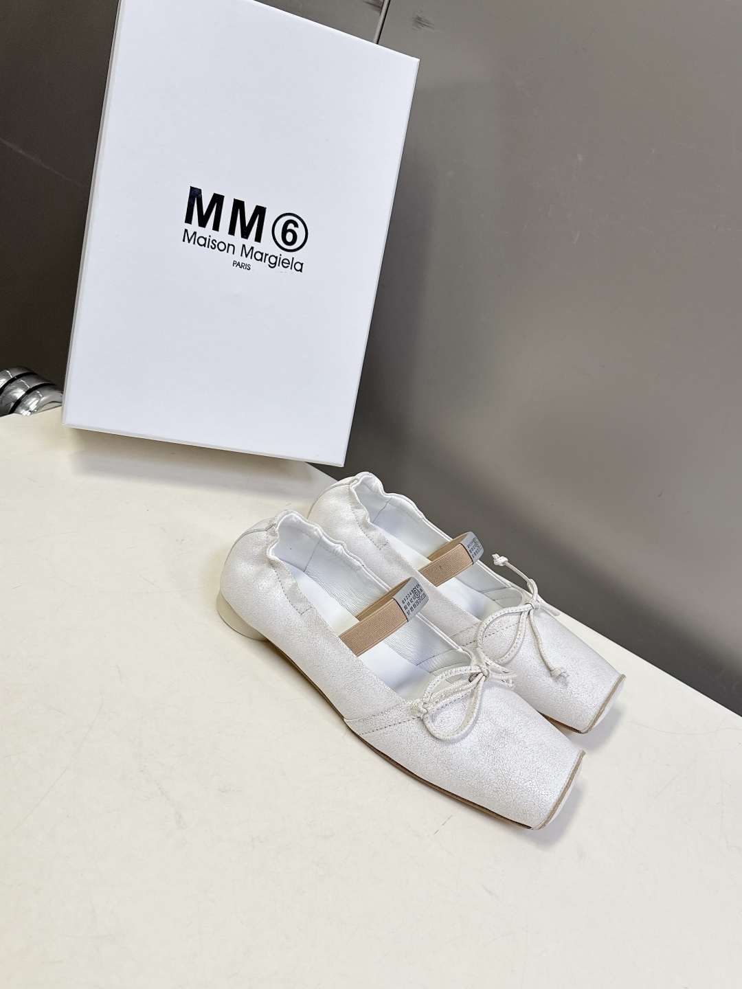 MM6马吉拉方头蝴蝶结芭蕾舞玛丽珍跳舞鞋 超多明星网红种草 MM6 Maison Margiela方头芭
