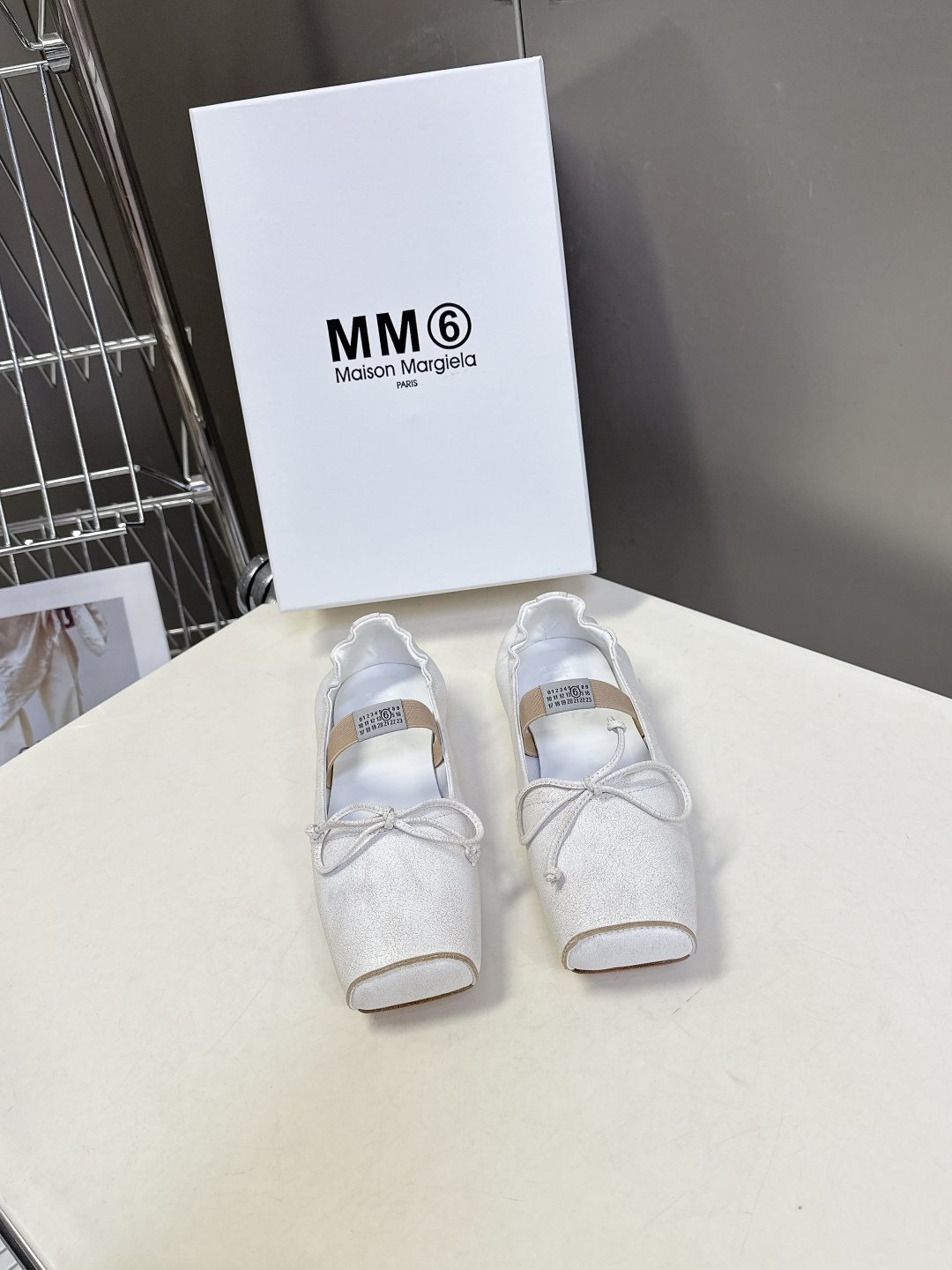 MM6马吉拉方头蝴蝶结芭蕾舞玛丽珍跳舞鞋 超多明星网红种草 MM6 Maison Margiela方头芭
