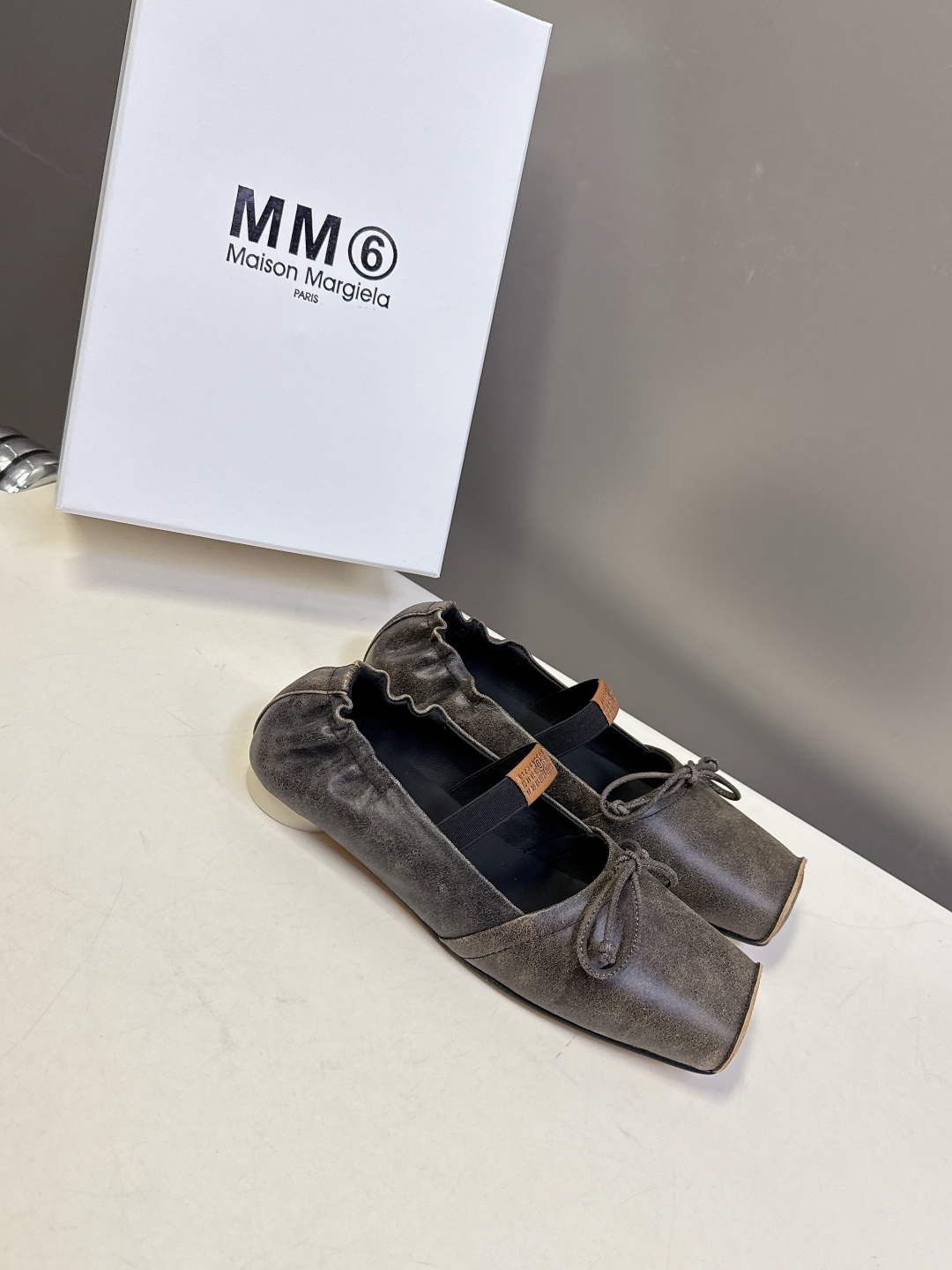 MM6马吉拉方头蝴蝶结芭蕾舞玛丽珍跳舞鞋 超多明星网红种草 MM6 Maison Margiela方头芭