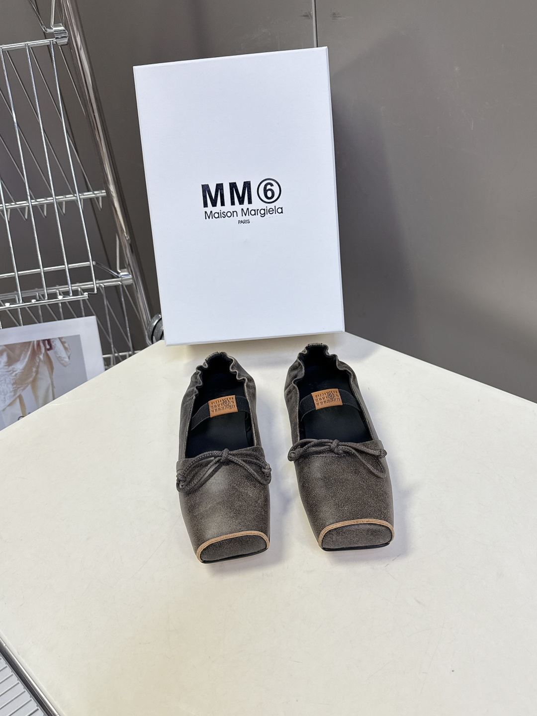 MM6马吉拉方头蝴蝶结芭蕾舞玛丽珍跳舞鞋 超多明星网红种草 MM6 Maison Margiela方头芭