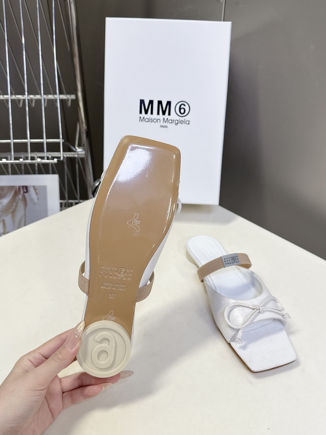 MM6马吉拉方头蝴蝶结芭蕾舞玛丽珍跳舞鞋 超多明星网红种草 MM6 Maison Margiela方头芭