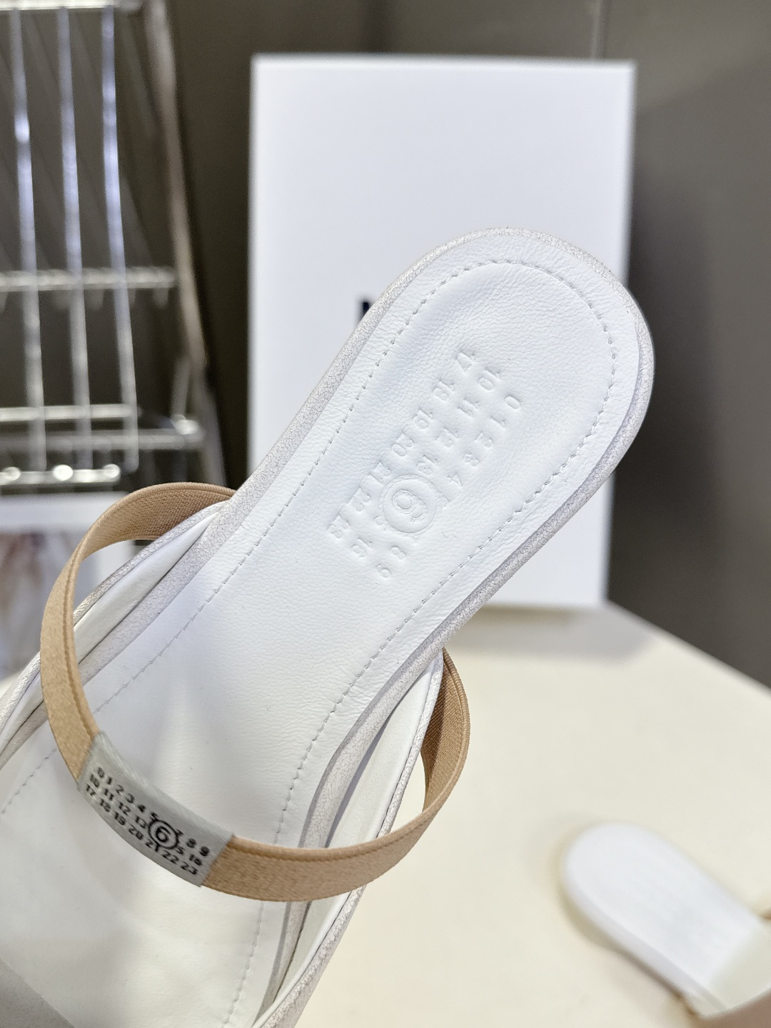 MM6马吉拉方头蝴蝶结芭蕾舞玛丽珍跳舞鞋 超多明星网红种草 MM6 Maison Margiela方头芭