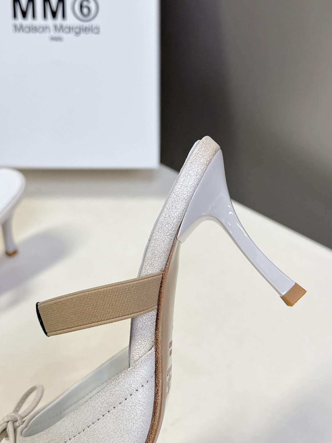 MM6马吉拉方头蝴蝶结芭蕾舞玛丽珍跳舞鞋 超多明星网红种草 MM6 Maison Margiela方头芭