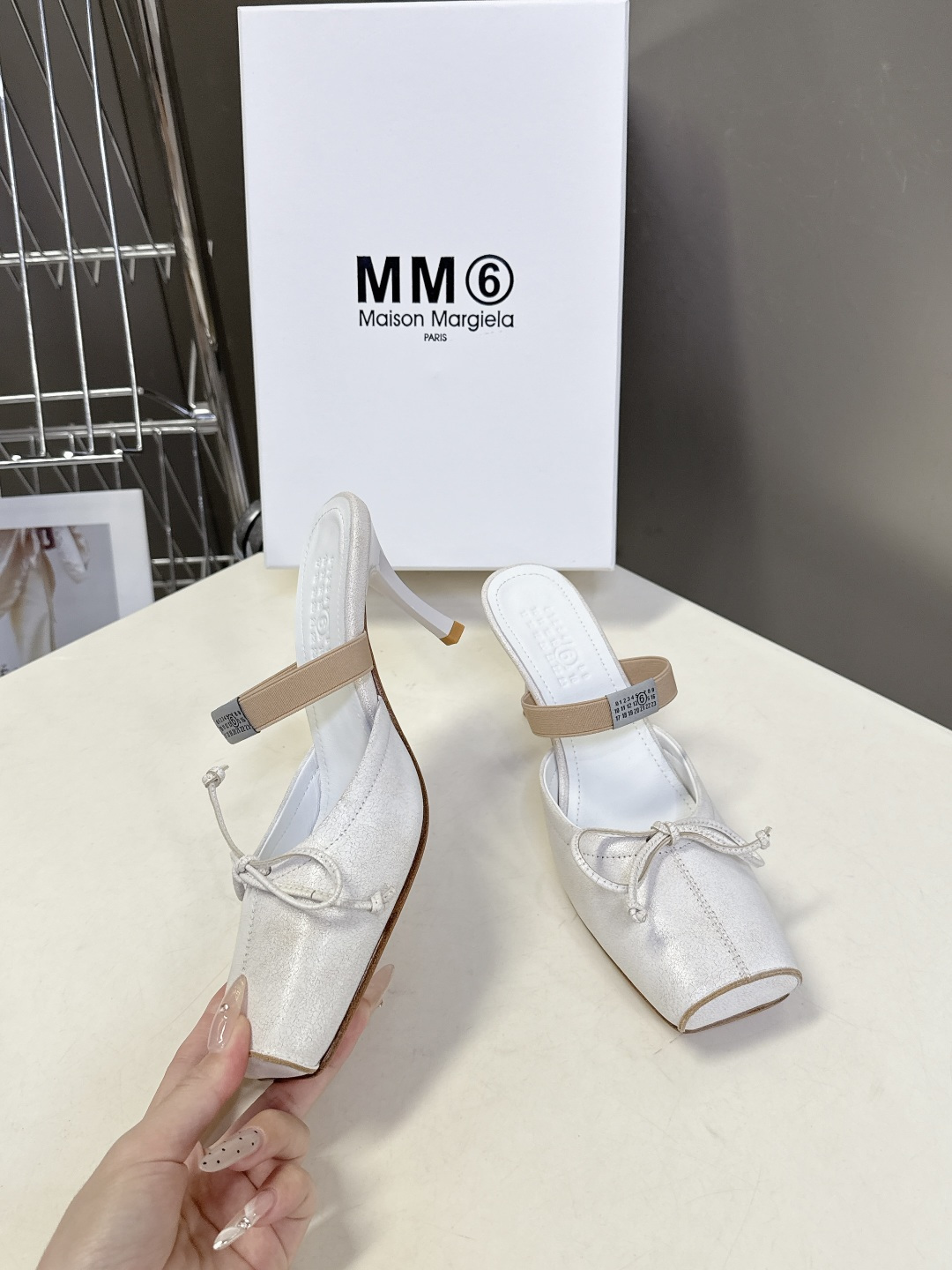 MM6马吉拉方头蝴蝶结芭蕾舞玛丽珍跳舞鞋 超多明星网红种草 MM6 Maison Margiela方头芭