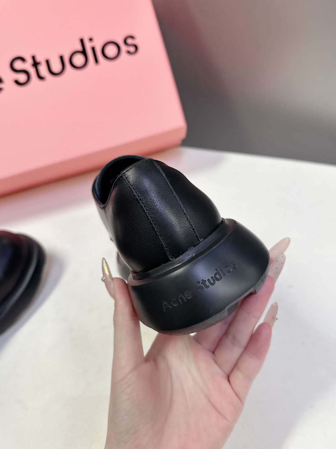 Acne Studios2026春夏最新款老钱风小皮鞋超多明星网红种草 绝对是今年的大爆款贼好看 简约的