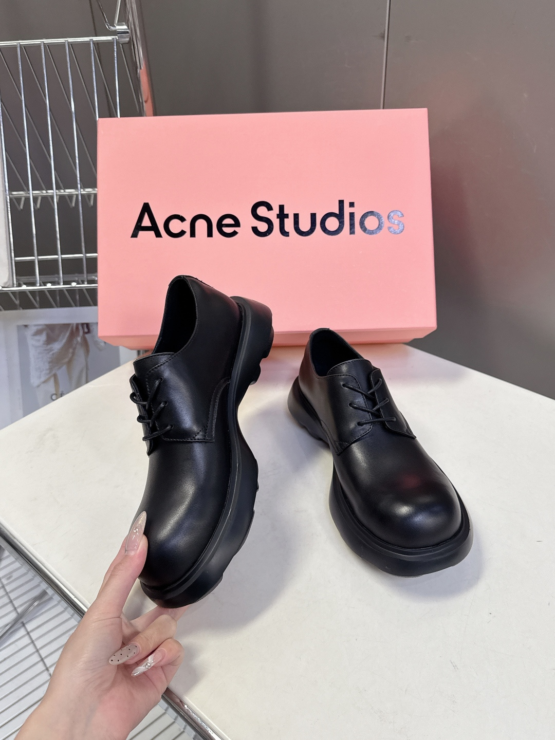 Acne Studios2026春夏最新款老钱风小皮鞋超多明星网红种草 绝对是今年的大爆款贼好看 简约的