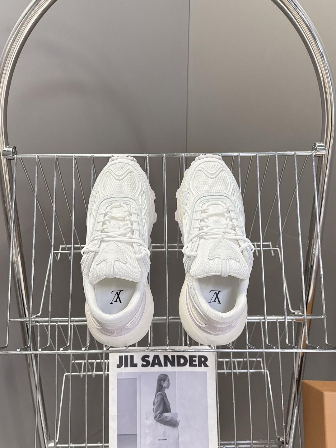 LOUIS VUITTON路易威登 驴牌春夏最新款 运动鞋 超多明星网红种草 原版购入开发 运动鞋融合网