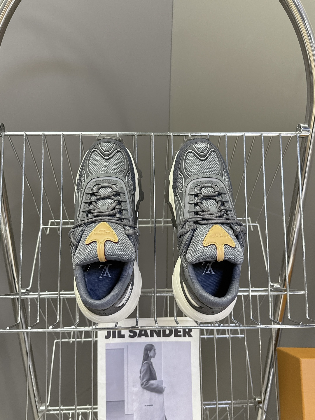 LOUIS VUITTON路易威登 驴牌春夏最新款 运动鞋 超多明星网红种草 原版购入开发 运动鞋融合网