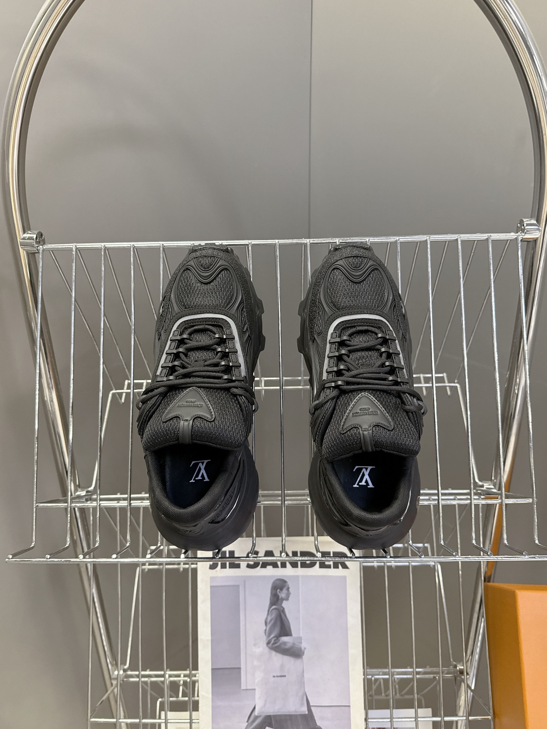 LOUIS VUITTON路易威登 驴牌春夏最新款 运动鞋 超多明星网红种草 原版购入开发 运动鞋融合网