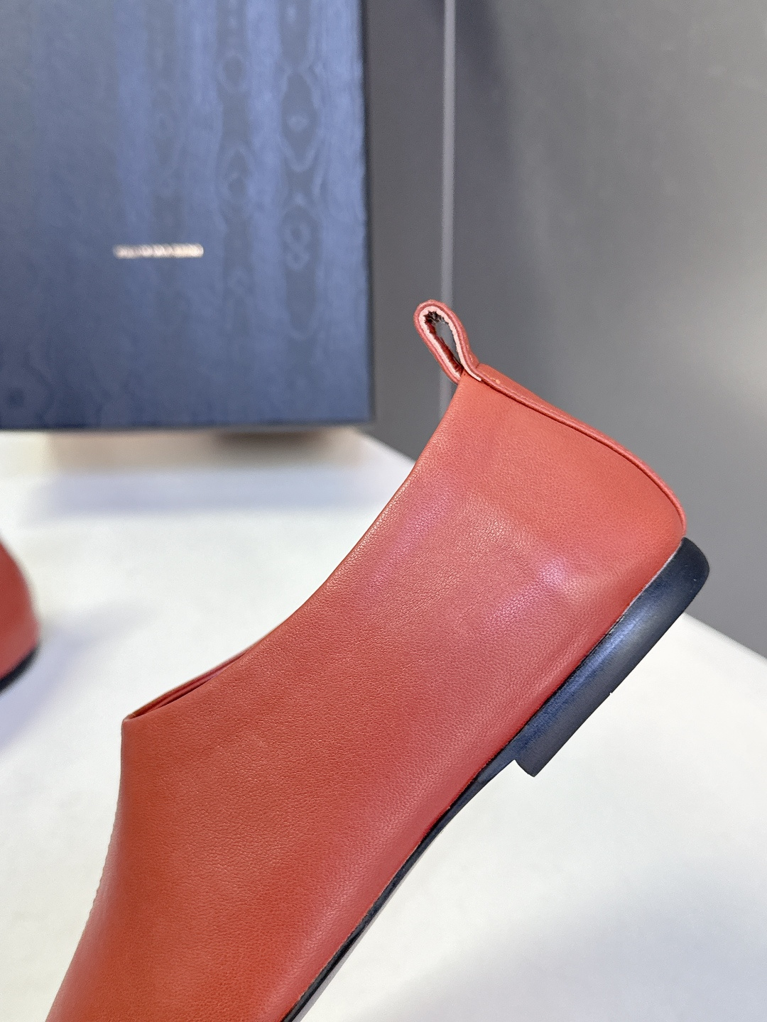 Dries Van Noten2026春夏嘴新款平底复古乐福鞋一脚蹬懒人鞋很多明星私服穿搭 简单的设计既