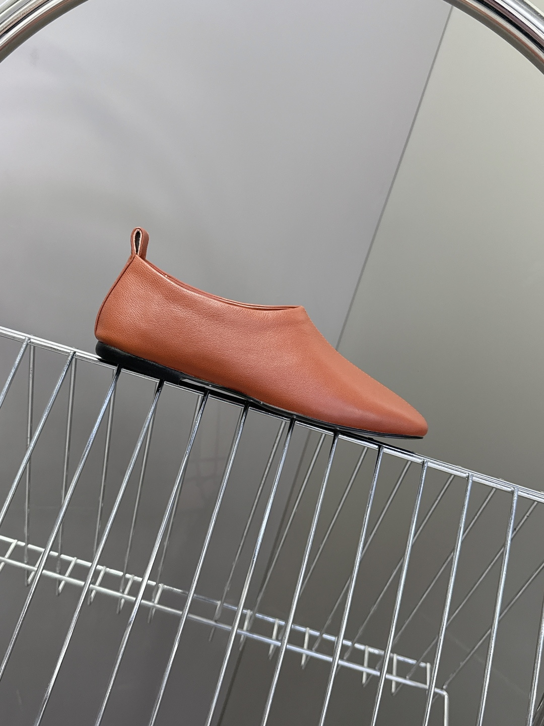 Dries Van Noten2026春夏嘴新款平底复古乐福鞋一脚蹬懒人鞋很多明星私服穿搭 简单的设计既