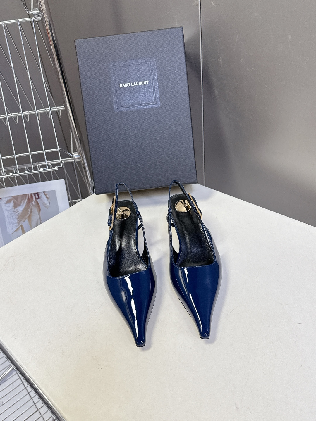 SAINT LAURENT圣罗兰春夏走秀款尖头时装鞋 超多明星时尚博主种草 唯有YSL最懂女人心不接受反