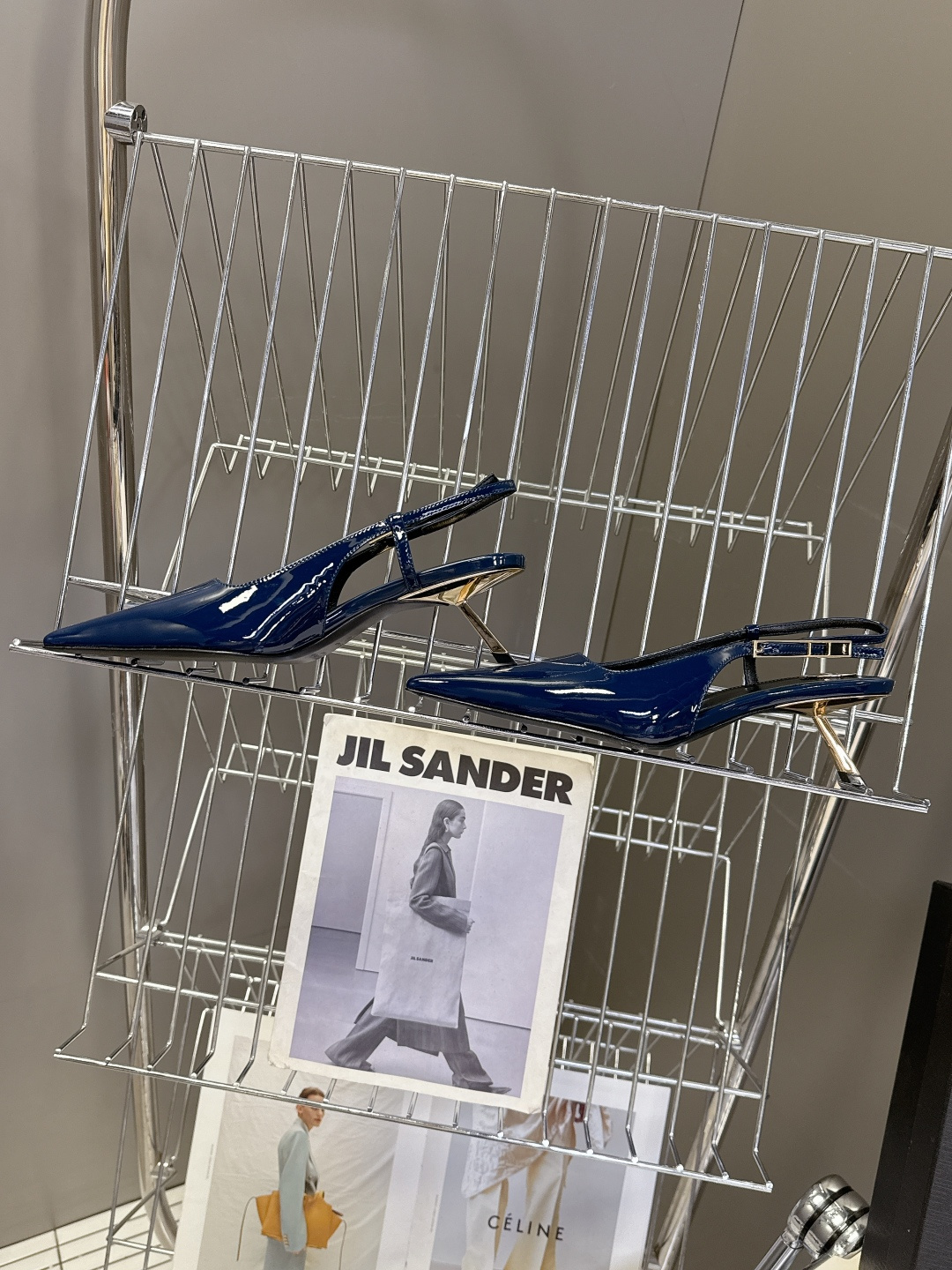 SAINT LAURENT圣罗兰春夏走秀款尖头时装鞋 超多明星时尚博主种草 唯有YSL最懂女人心不接受反