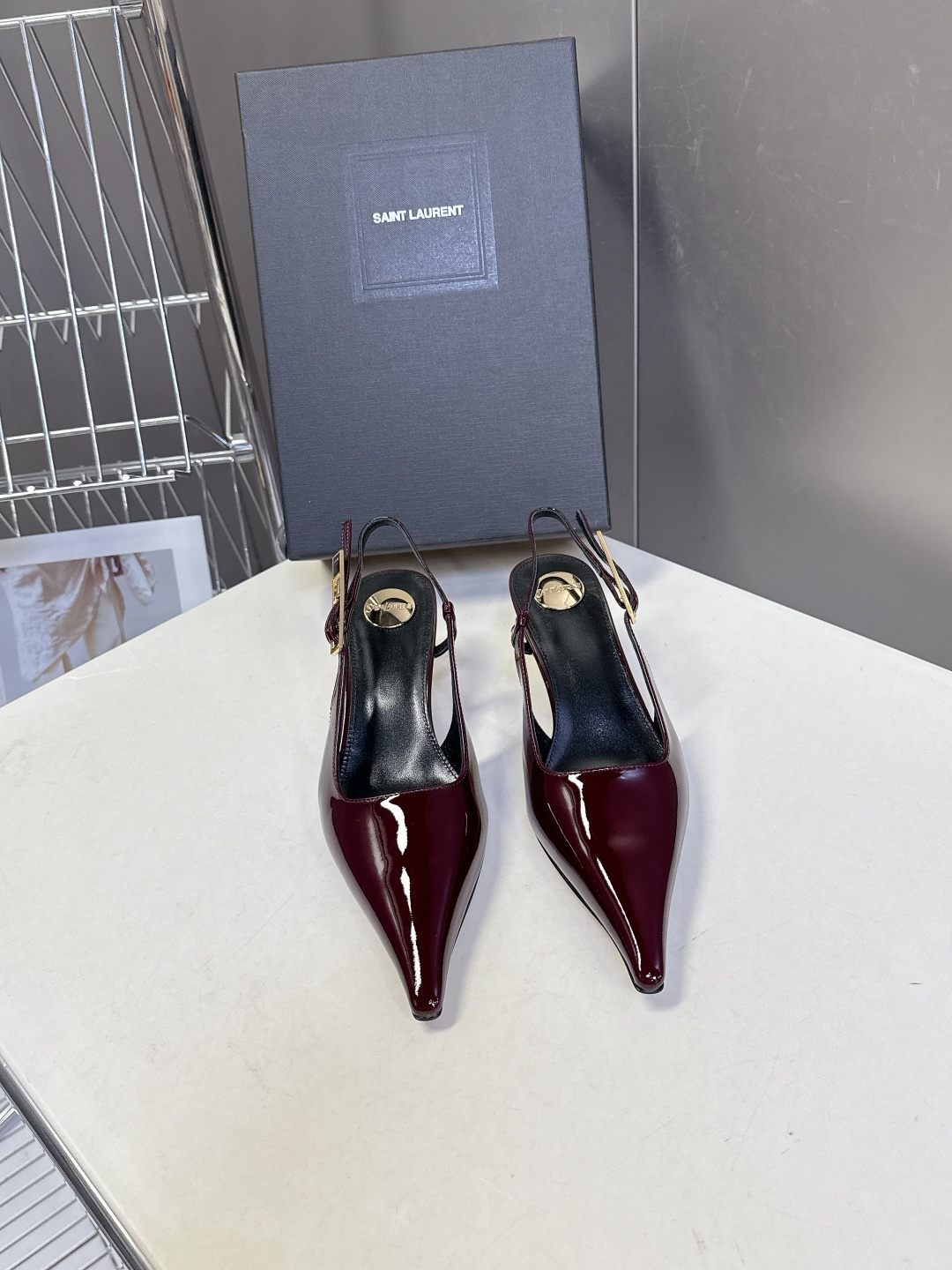SAINT LAURENT圣罗兰春夏走秀款尖头时装鞋 超多明星时尚博主种草 唯有YSL最懂女人心不接受反