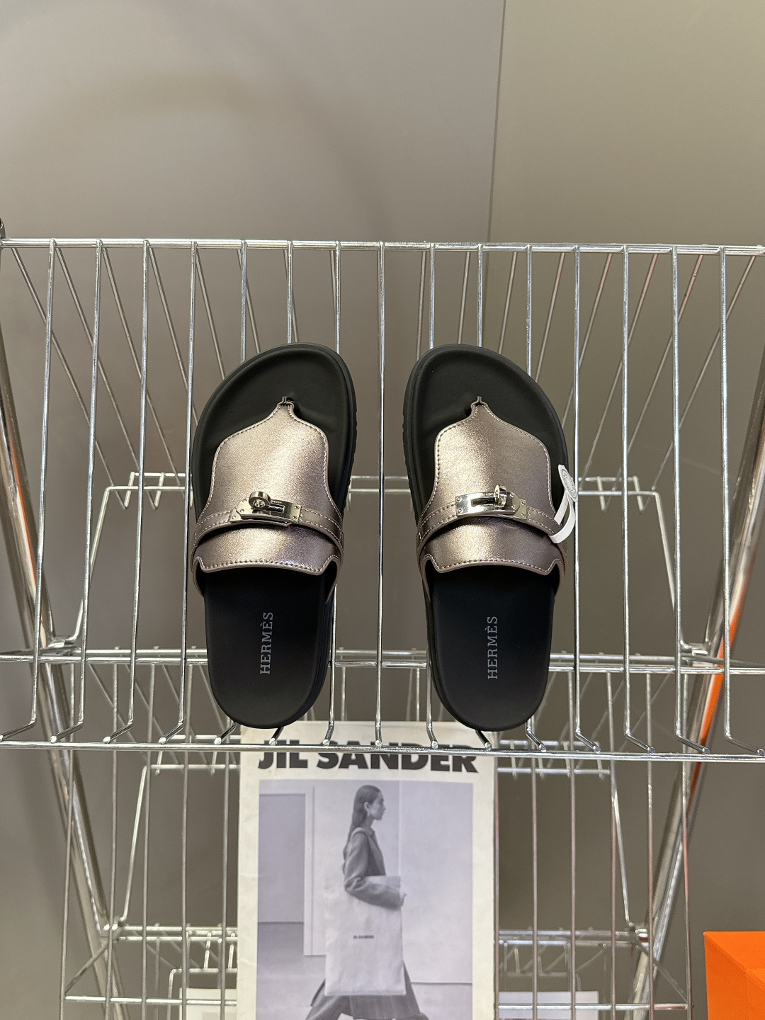 男➕10【ΗERMES 】爱马仕春夏经典情侣款二舅拖鞋 Chypre 丑萌丑萌二舅拖鞋——老头拖鞋，上脚