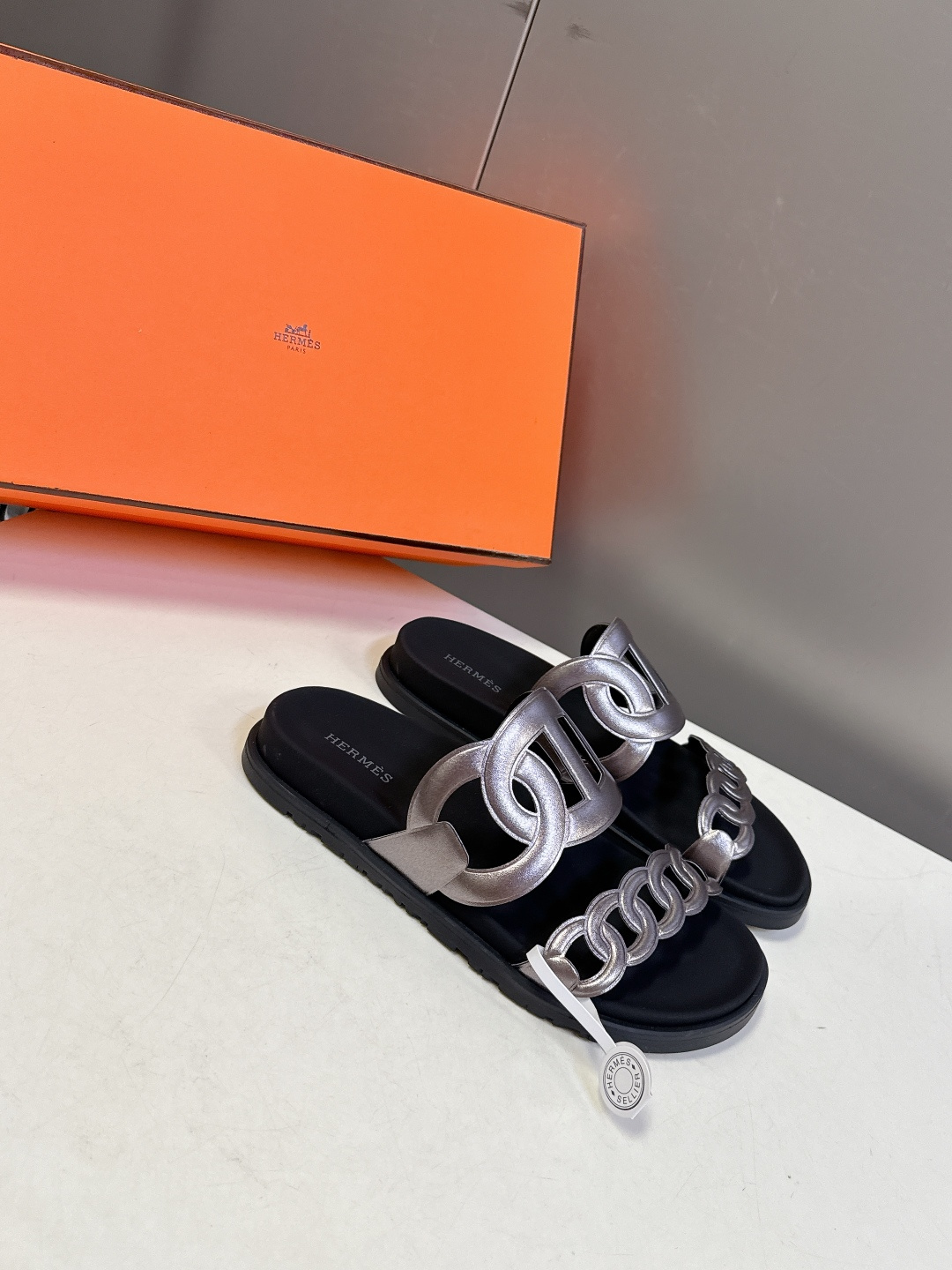 男➕10【ΗERMES 】爱马仕春夏经典猪鼻拖鞋 Chypre 丑萌丑萌猪鼻鞋——老头拖鞋，上脚简直太舒