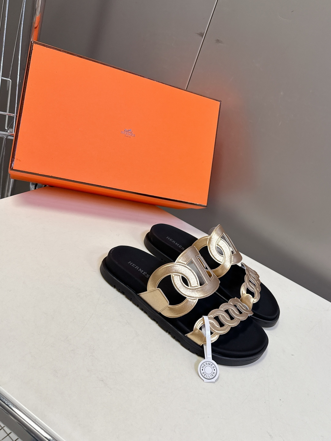 男➕10【ΗERMES 】爱马仕春夏经典猪鼻拖鞋 Chypre 丑萌丑萌猪鼻鞋——老头拖鞋，上脚简直太舒
