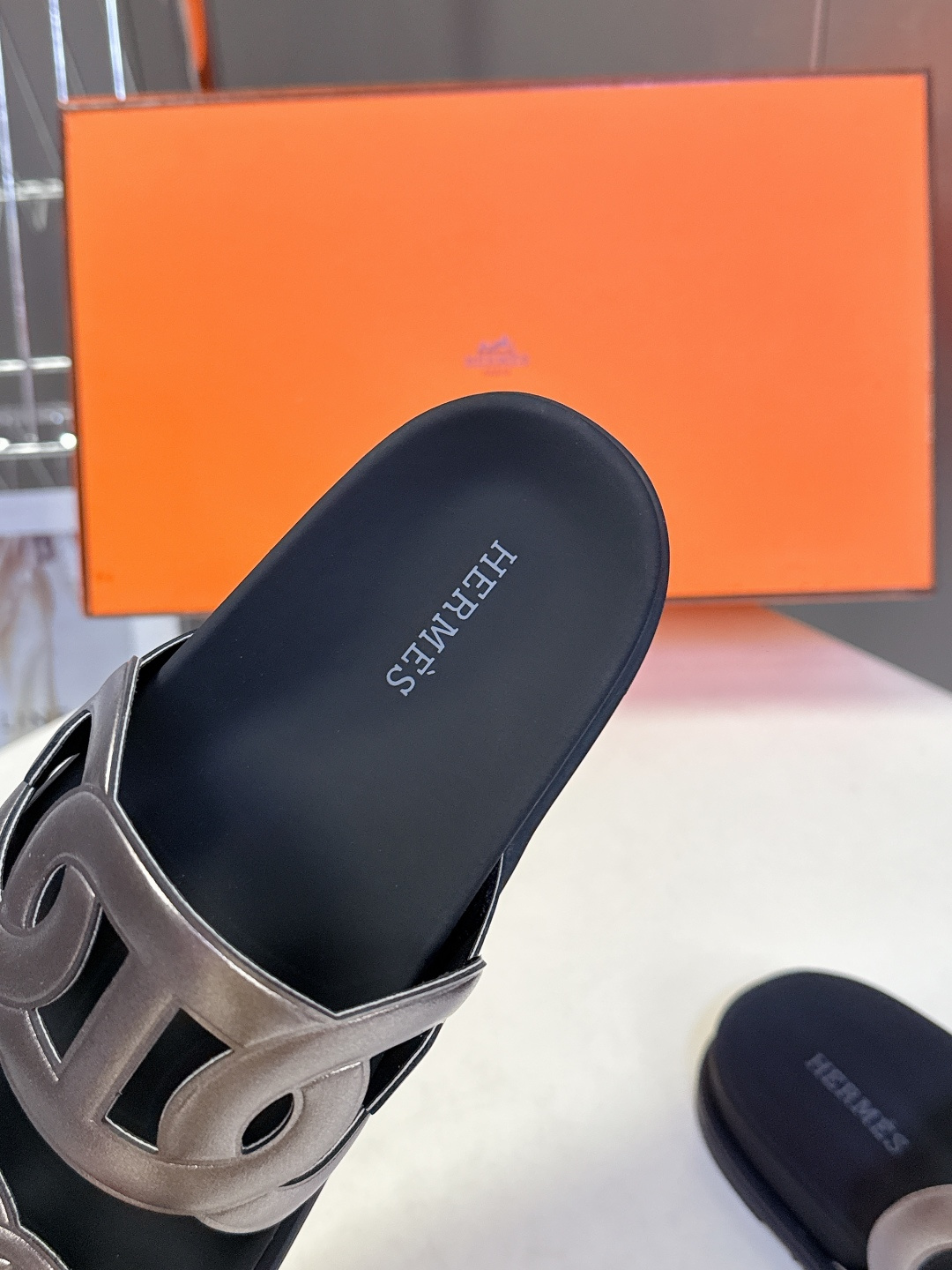 男➕10【ΗERMES 】爱马仕春夏经典猪鼻拖鞋 Chypre 丑萌丑萌猪鼻鞋——老头拖鞋，上脚简直太舒