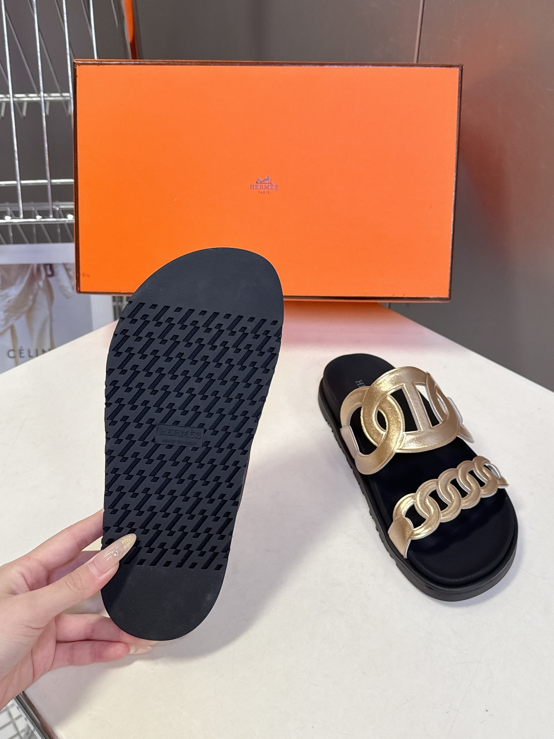 男➕10【ΗERMES 】爱马仕春夏经典猪鼻拖鞋 Chypre 丑萌丑萌猪鼻鞋——老头拖鞋，上脚简直太舒