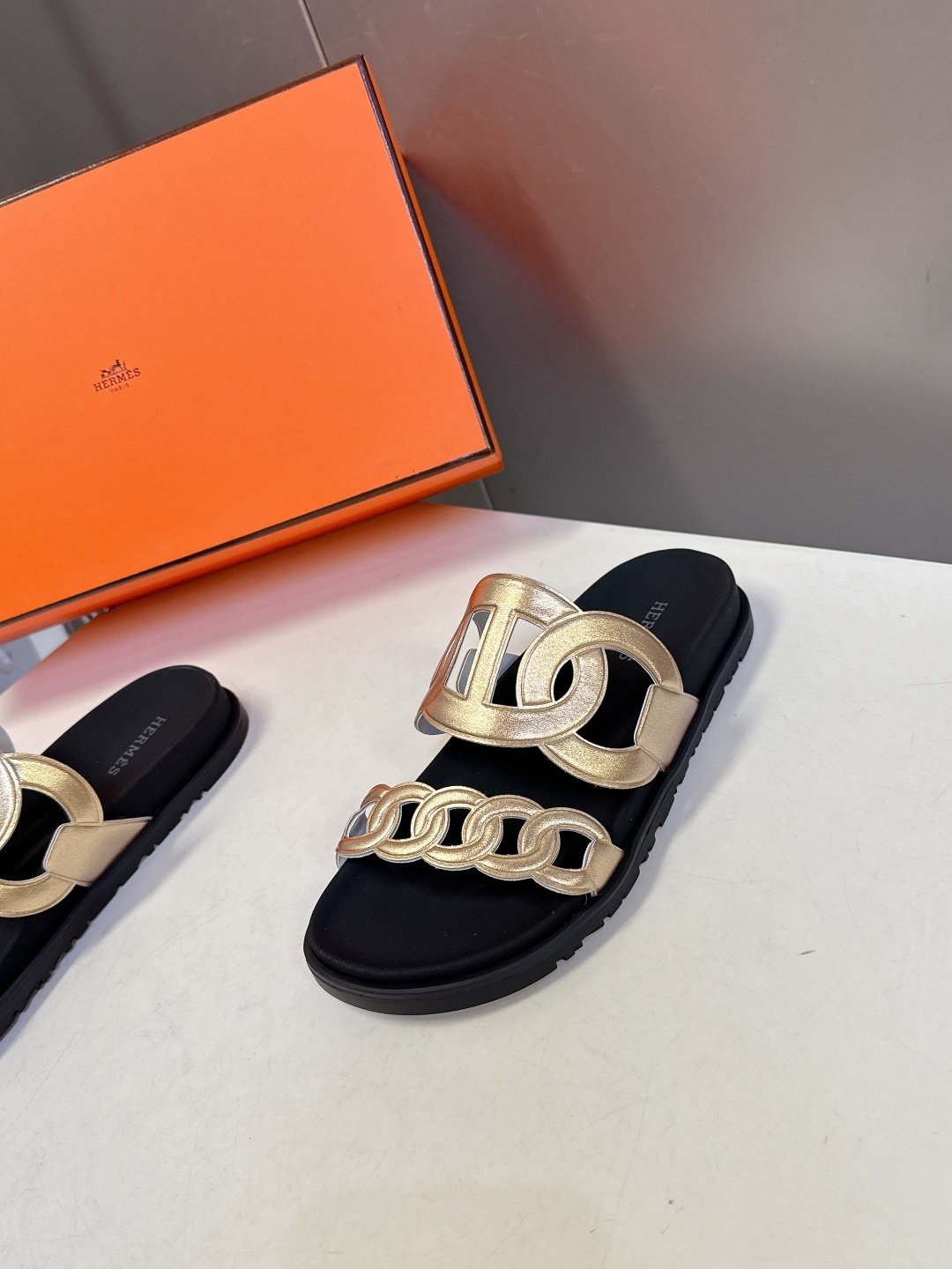 男➕10【ΗERMES 】爱马仕春夏经典猪鼻拖鞋 Chypre 丑萌丑萌猪鼻鞋——老头拖鞋，上脚简直太舒