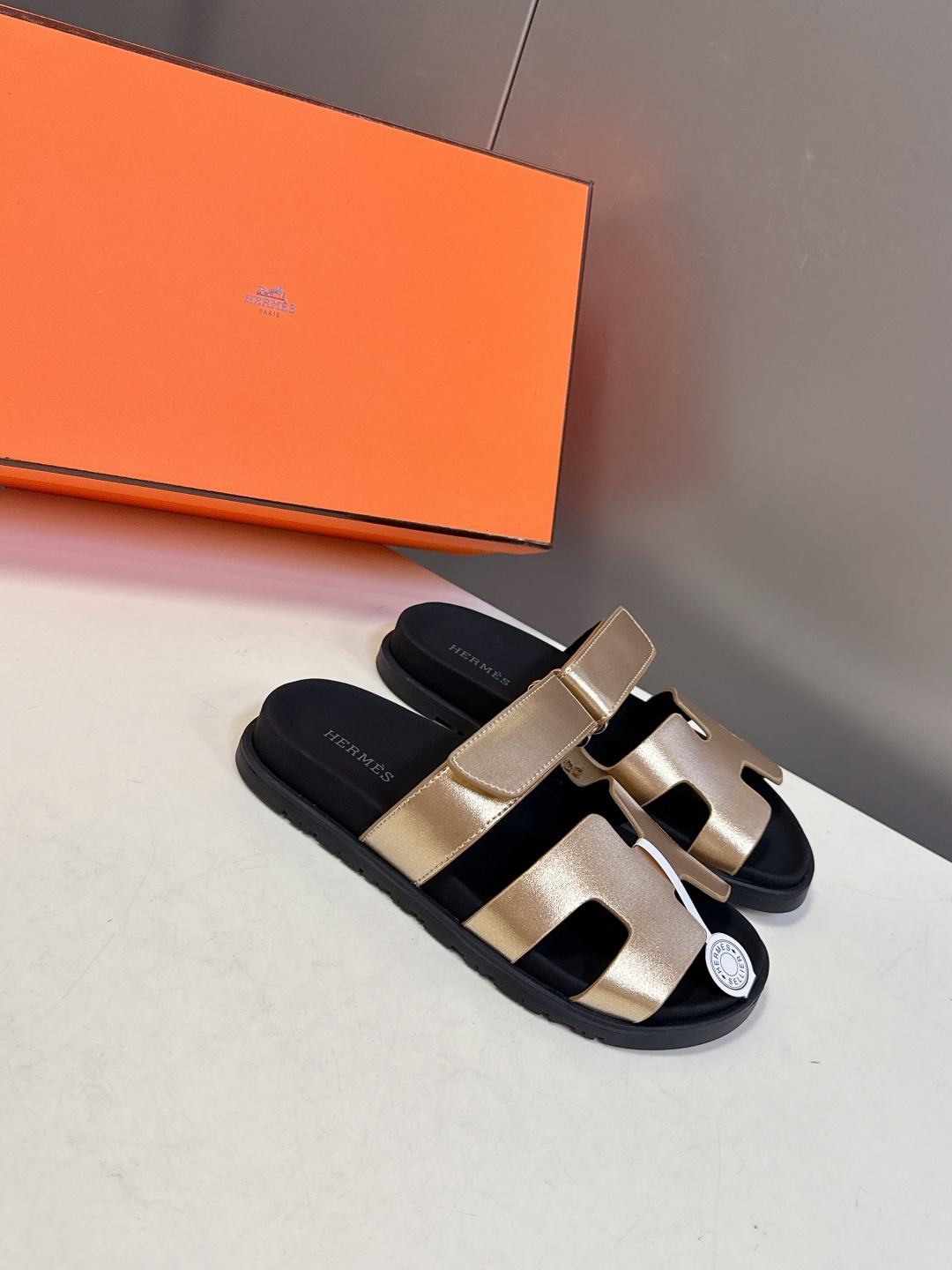 男➕10【ΗERMES 】爱马仕春夏经典情侣款二舅拖鞋 Chypre 丑萌丑萌二舅拖鞋——老头拖鞋，上脚