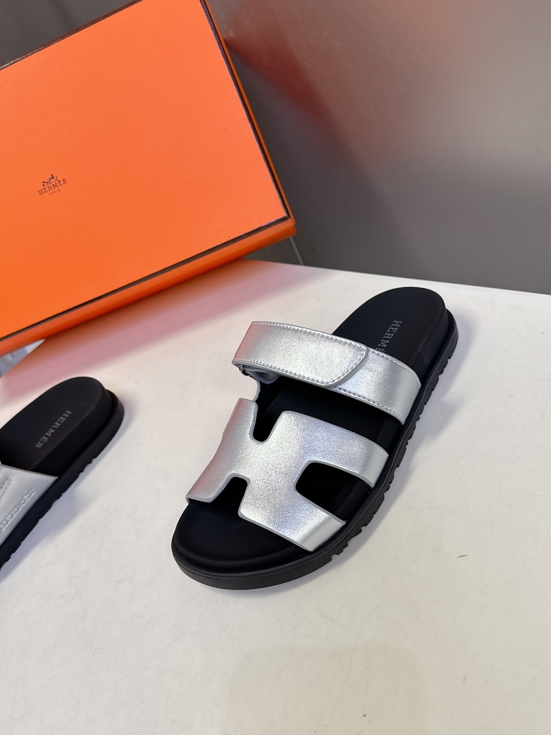 男➕10【ΗERMES 】爱马仕春夏经典情侣款二舅拖鞋 Chypre 丑萌丑萌二舅拖鞋——老头拖鞋，上脚