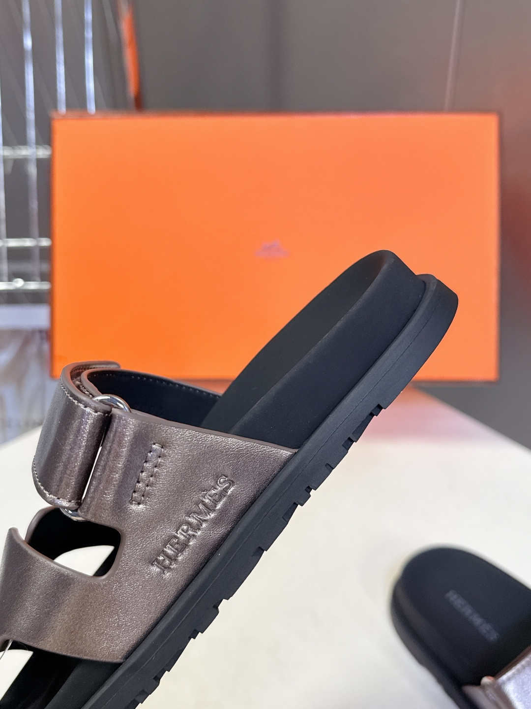 男➕10【ΗERMES 】爱马仕春夏经典情侣款二舅拖鞋 Chypre 丑萌丑萌二舅拖鞋——老头拖鞋，上脚