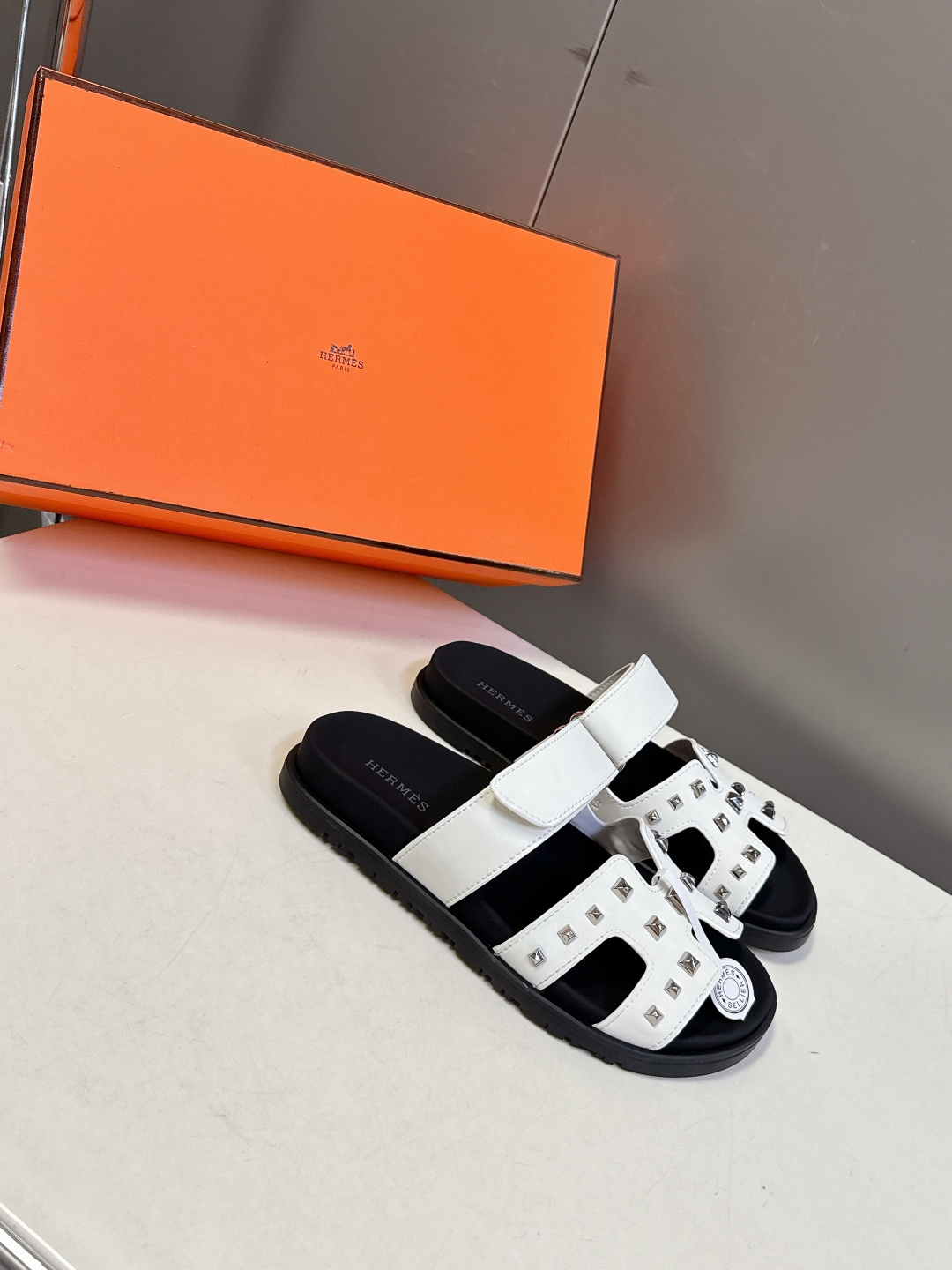 男➕10【ΗERMES 】爱马仕春夏经典情侣款二舅拖鞋 Chypre 丑萌丑萌二舅拖鞋——老头拖鞋，上脚
