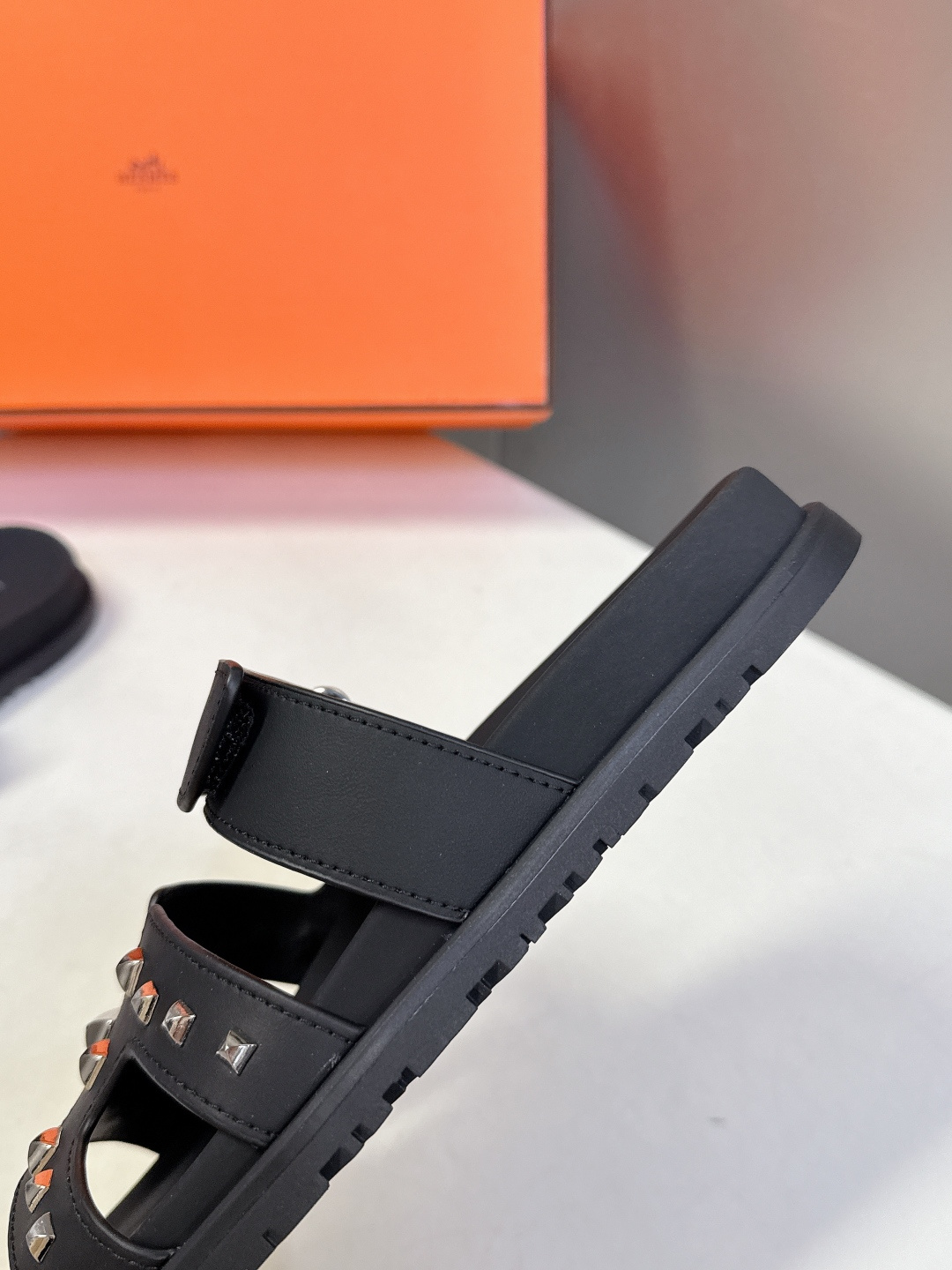 男➕10【ΗERMES 】爱马仕春夏经典情侣款二舅拖鞋 Chypre 丑萌丑萌二舅拖鞋——老头拖鞋，上脚