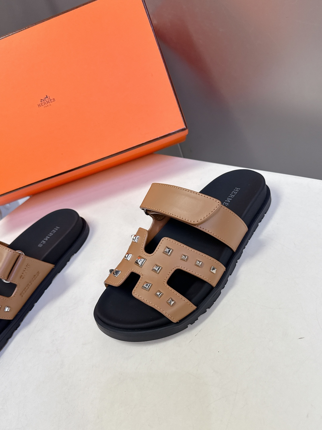 男➕10【ΗERMES 】爱马仕春夏经典情侣款二舅拖鞋 Chypre 丑萌丑萌二舅拖鞋——老头拖鞋，上脚