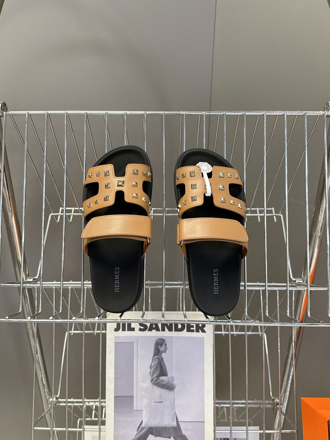 男➕10【ΗERMES 】爱马仕春夏经典情侣款二舅拖鞋 Chypre 丑萌丑萌二舅拖鞋——老头拖鞋，上脚