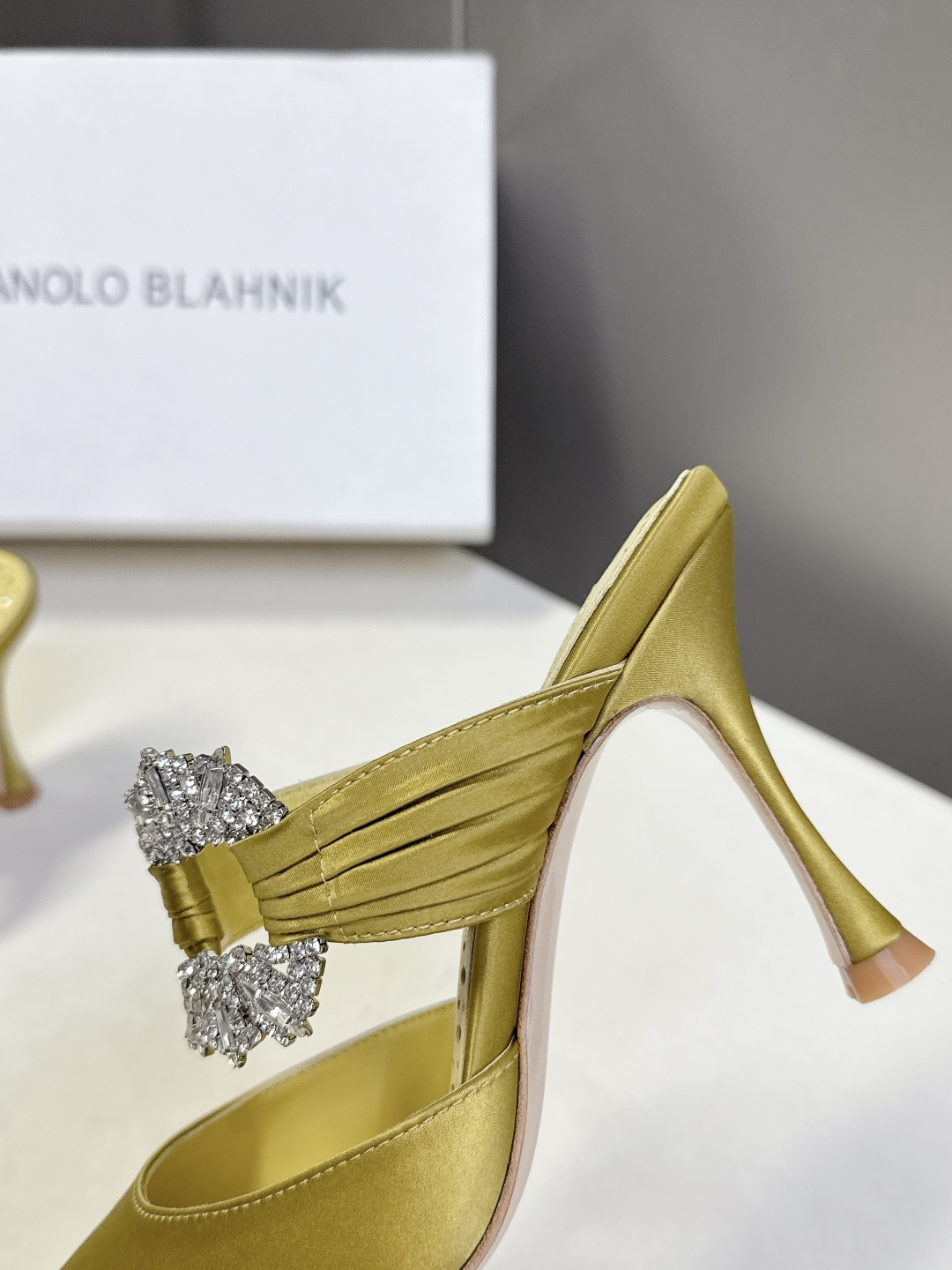 Manolo Blahnik2026春夏最新款时装鞋超多明星网红种草 奢侈婚鞋 MB一直是每个女生梦寐以