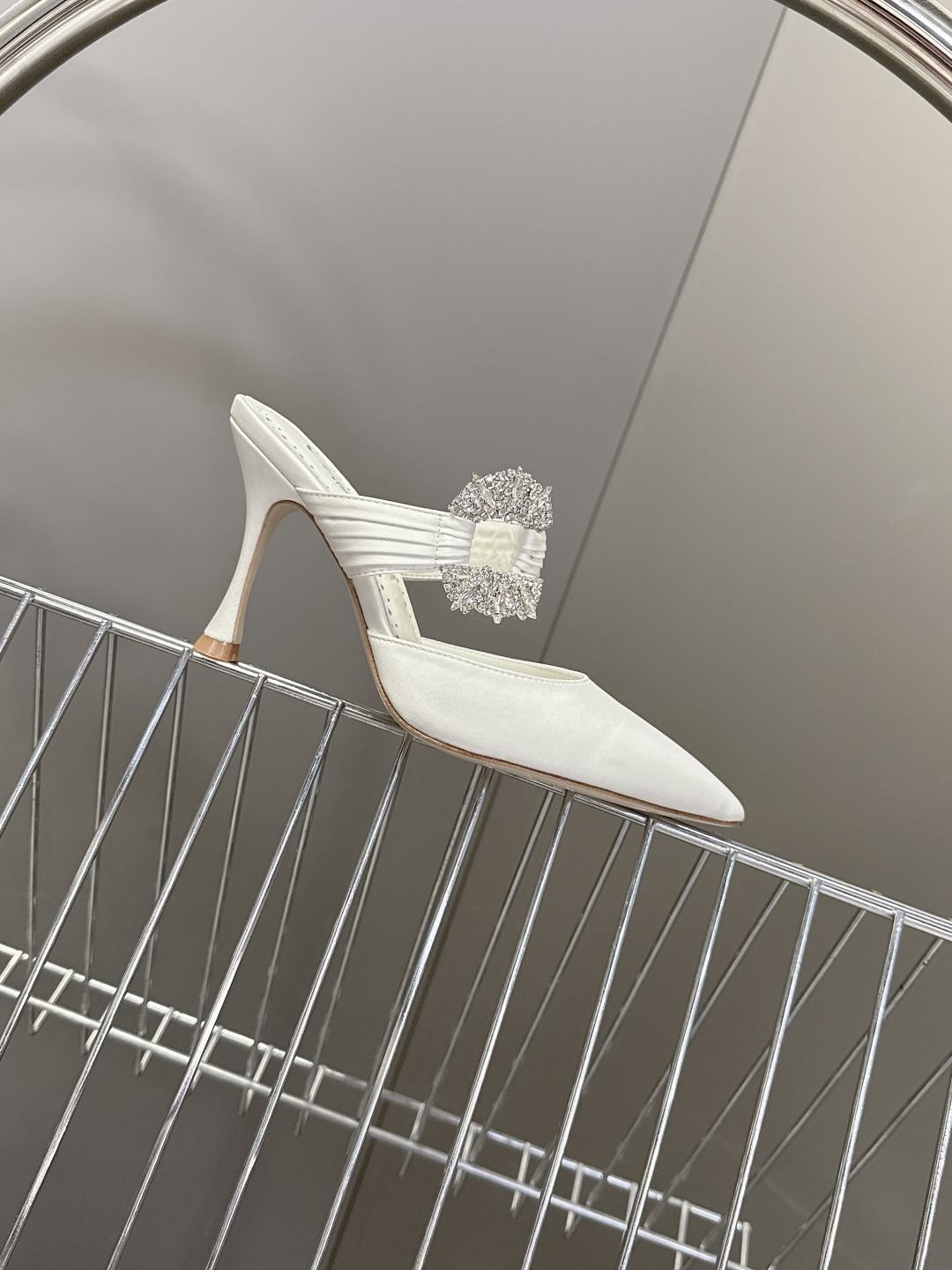 Manolo Blahnik2026春夏最新款时装鞋超多明星网红种草 奢侈婚鞋 MB一直是每个女生梦寐以